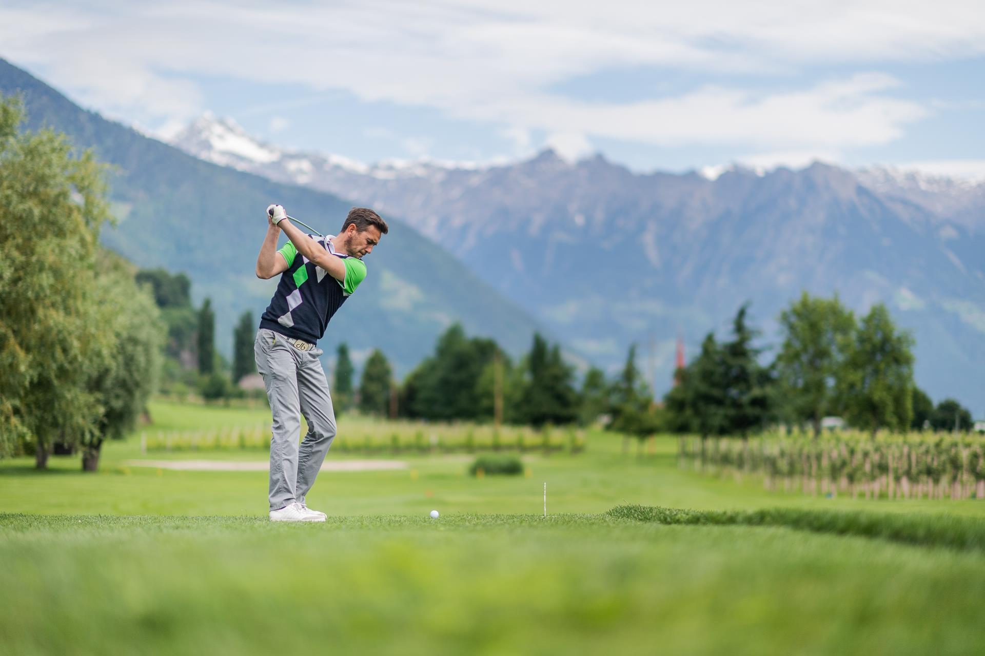 Golf Club Lana "Gutshof Brandis" Lana 3 suedtirol.info
