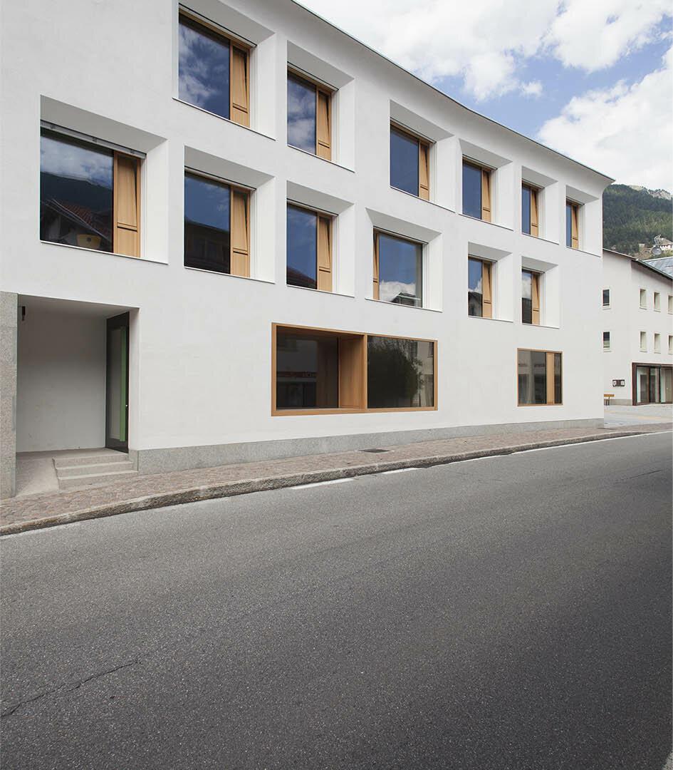 Taufers im Münstertal Elementary School  Taufers im Münstertal/Tubre 3 suedtirol.info