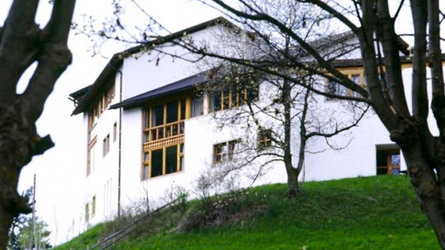 Elementary School in San Pietro in Funes Villnöss/Funes 1 suedtirol.info