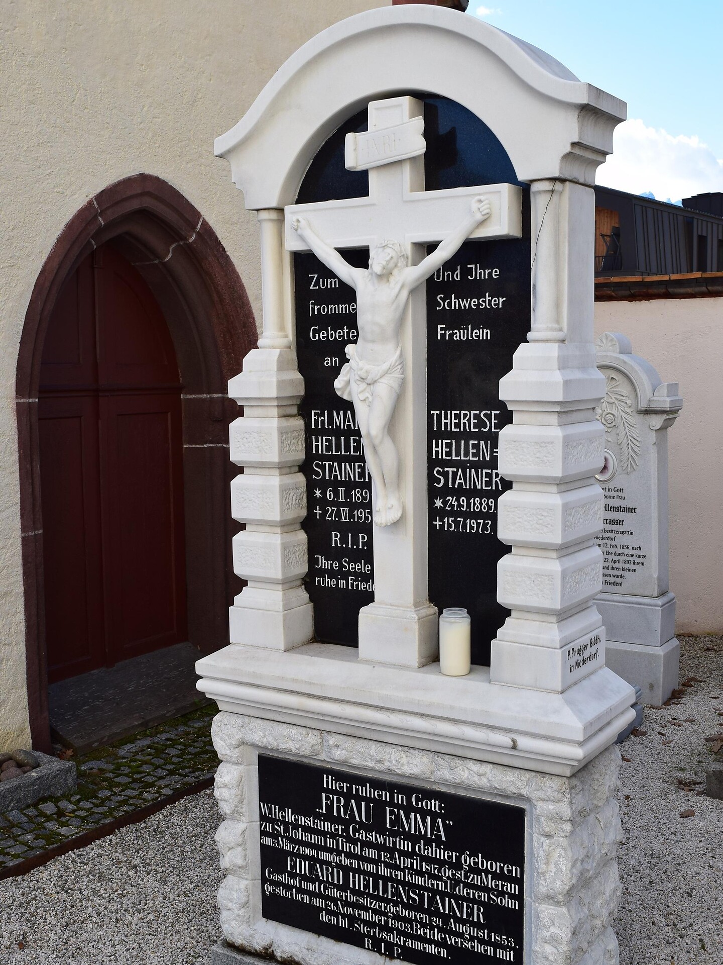 Grave Mrs. Emma Hellensteiner Niederdorf/Villabassa 2 suedtirol.info
