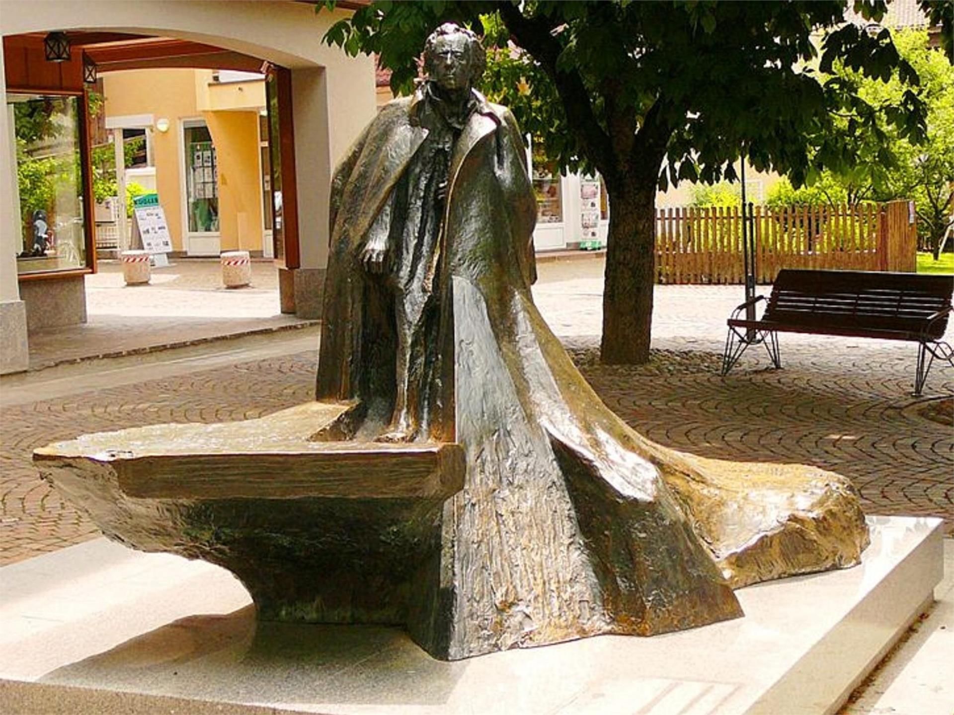 Statua di Gustv Mahler Dobbiaco 1 suedtirol.info