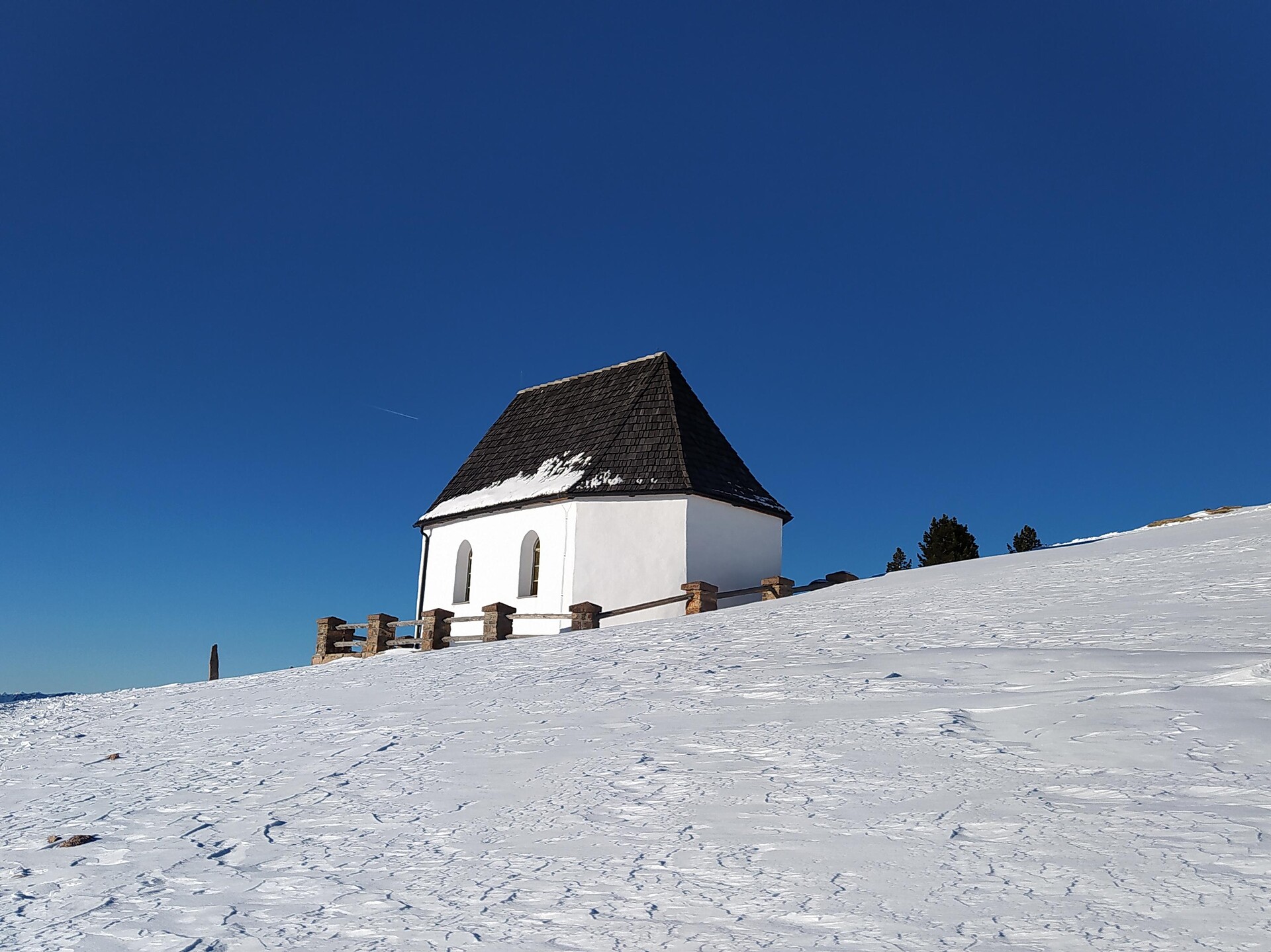 Cappella Santa Croce del Resciesa - Regione dolomitica Val Gardena - #2 - suedtirol.info