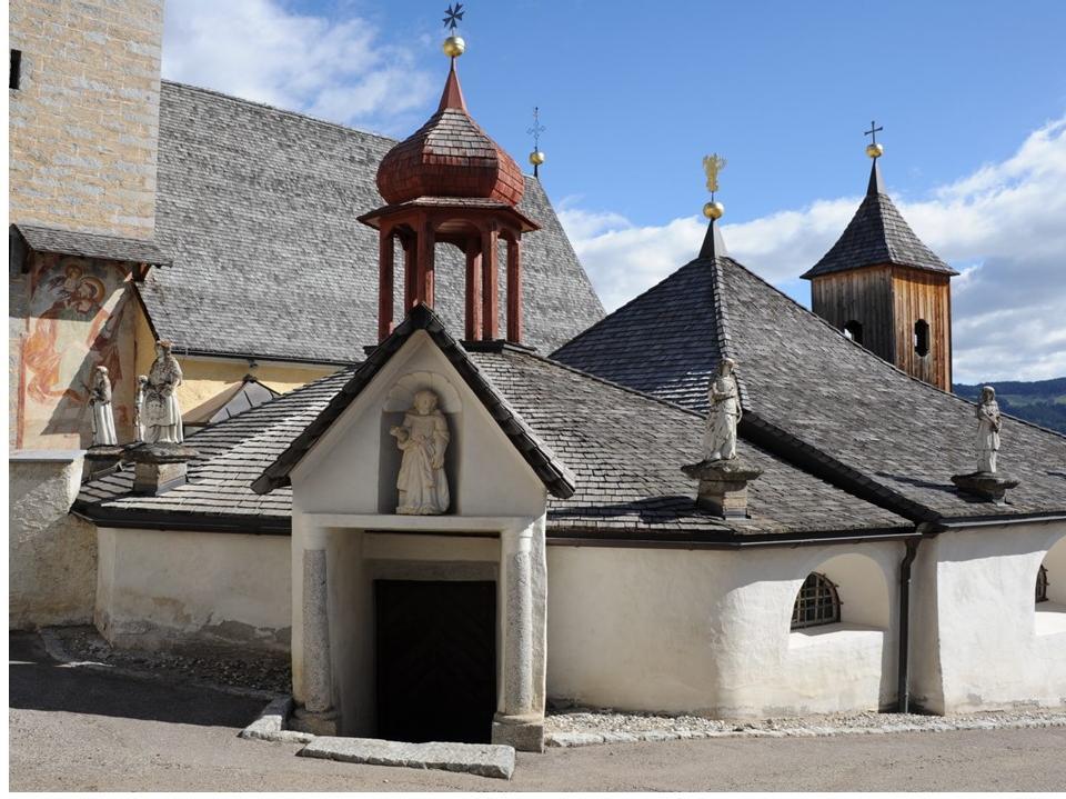Capella del Santo Sepolcro a Spinga Rio di Pusteria 1 suedtirol.info