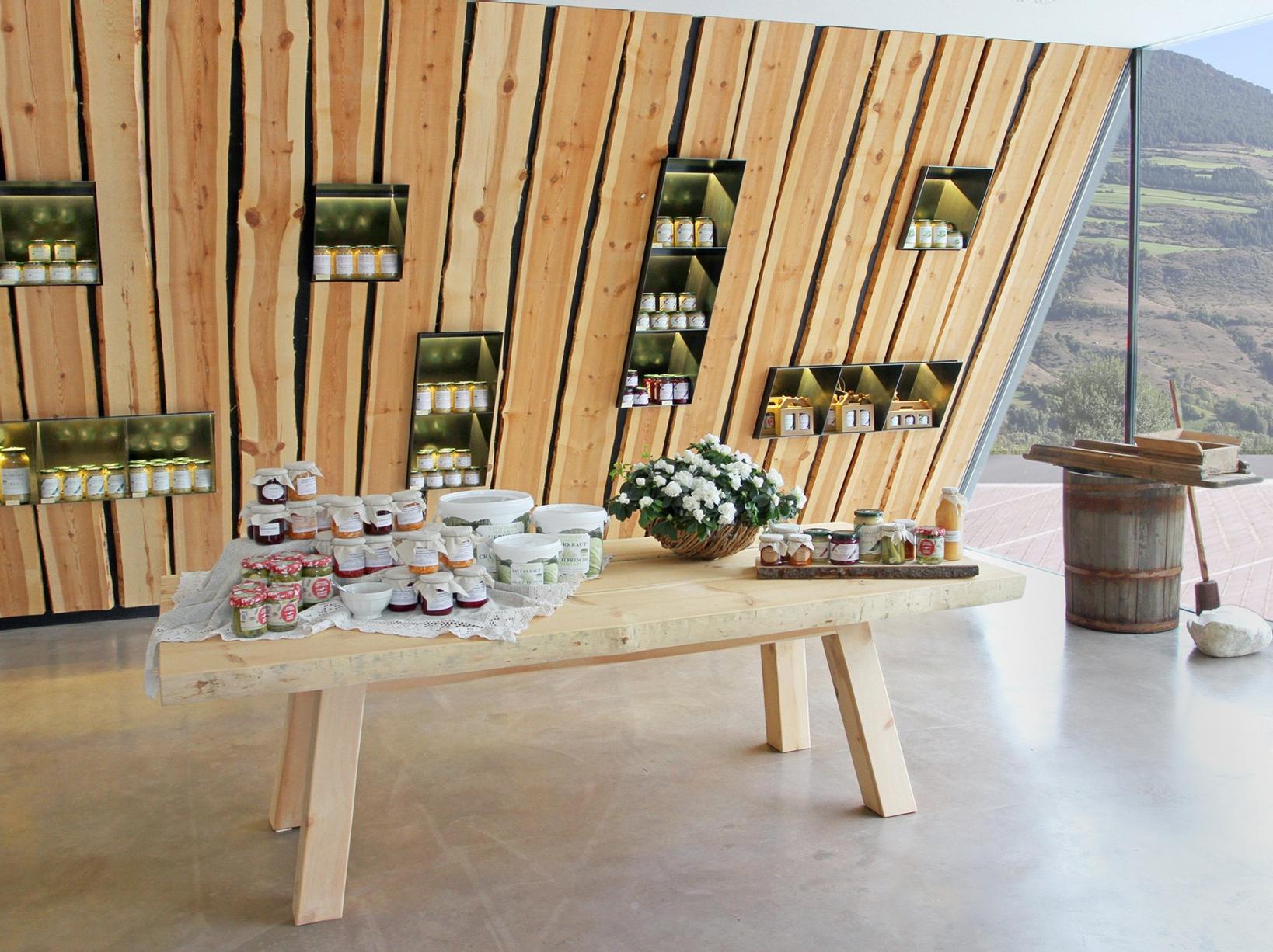 Farm shop Lechner Laas/Lasa 1 suedtirol.info
