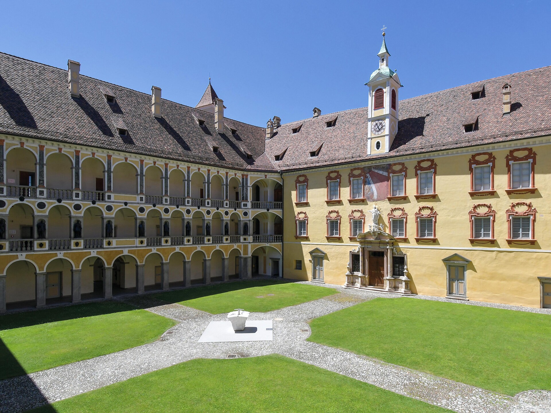 Hofburg Brixen - Brixen und Umgebung - #2 - suedtirol.info