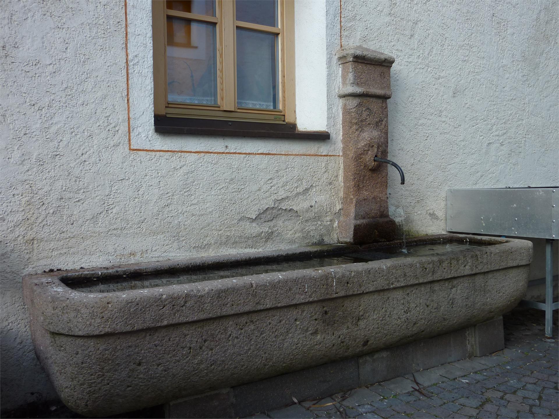Fontana del Santo Spirito Bressanone 1 suedtirol.info