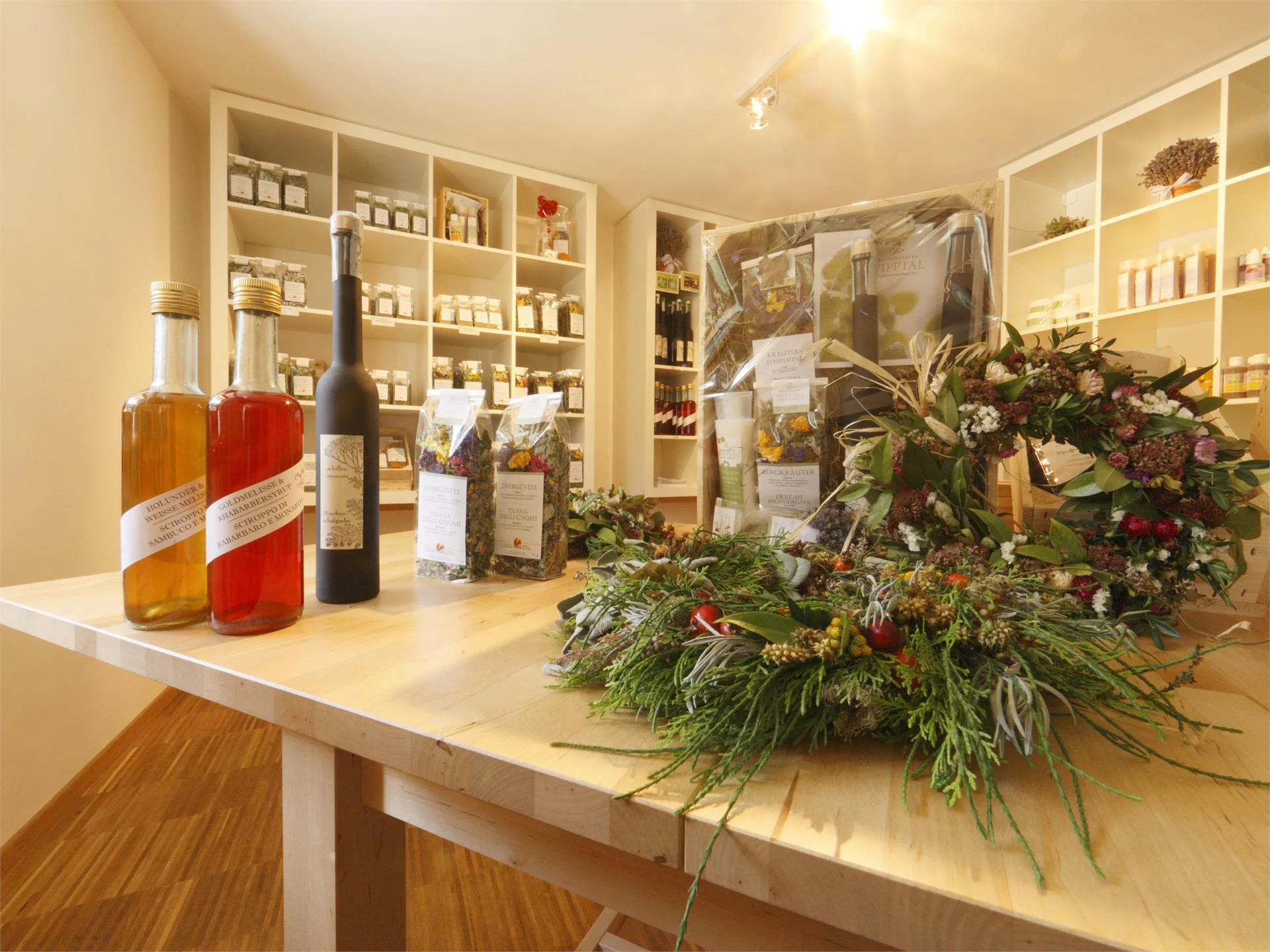 Farm shop Botenhof Brenner/Brennero 1 suedtirol.info