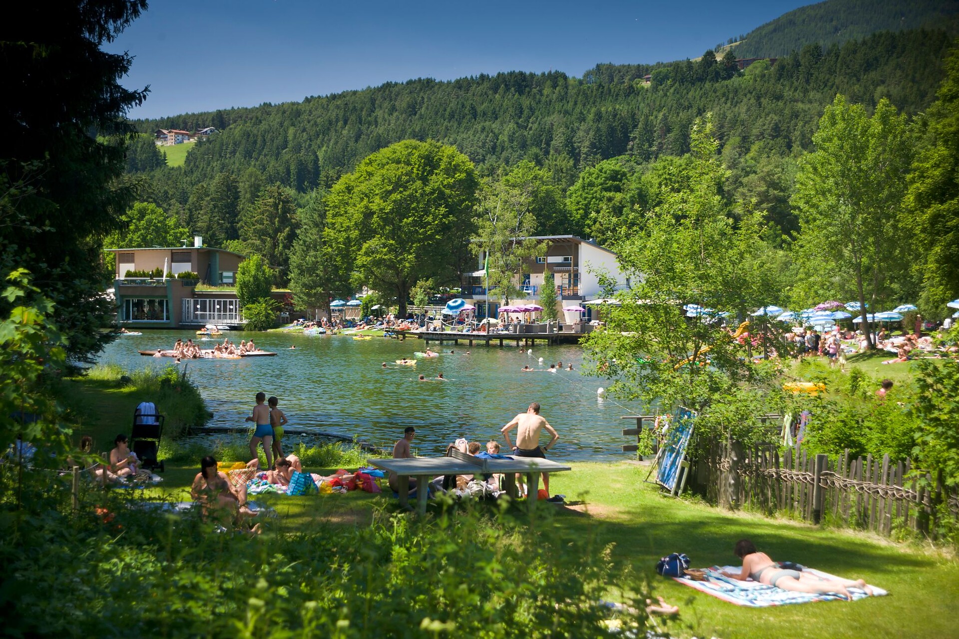 Lake Issinger Weiher - Dolomites Region Kronplatz/Plan de Corones - #1 - suedtirol.info