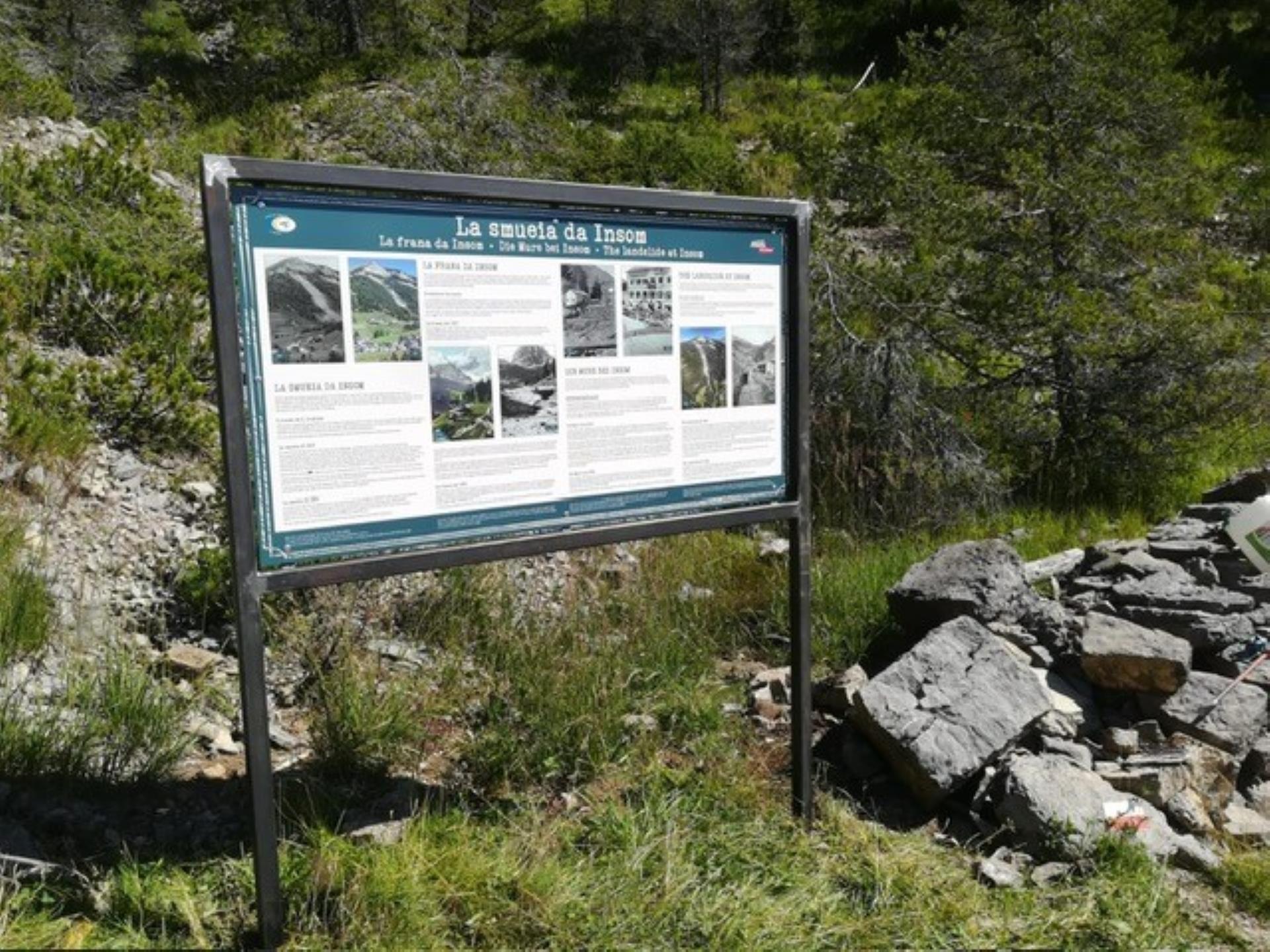Infotafel La smueia da Insom - Troi de Frëines St.Christina in Gröden 1 suedtirol.info