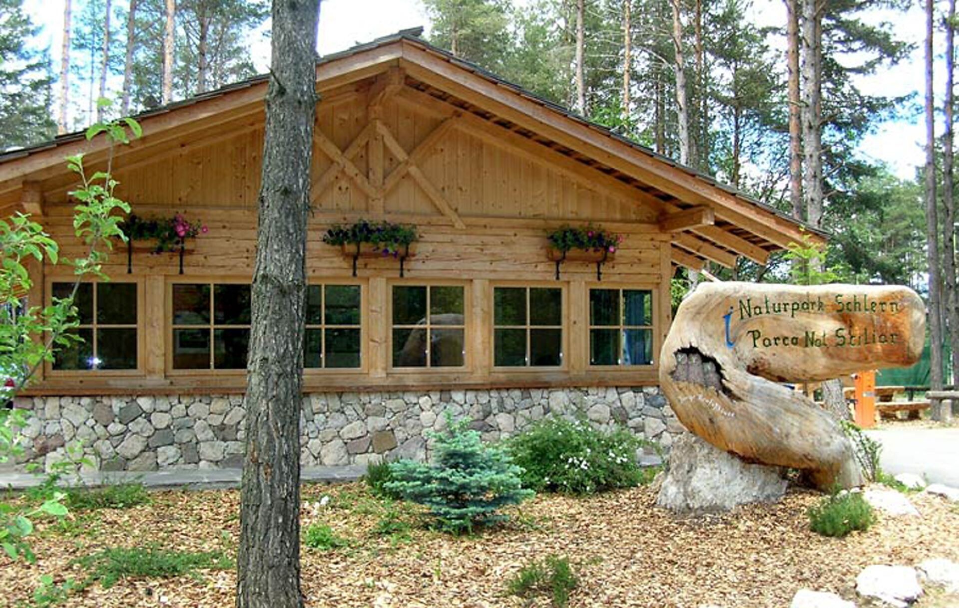 Völser Weiher lake Information Center - Dolomites Region Seiser Alm - #1 - suedtirol.info