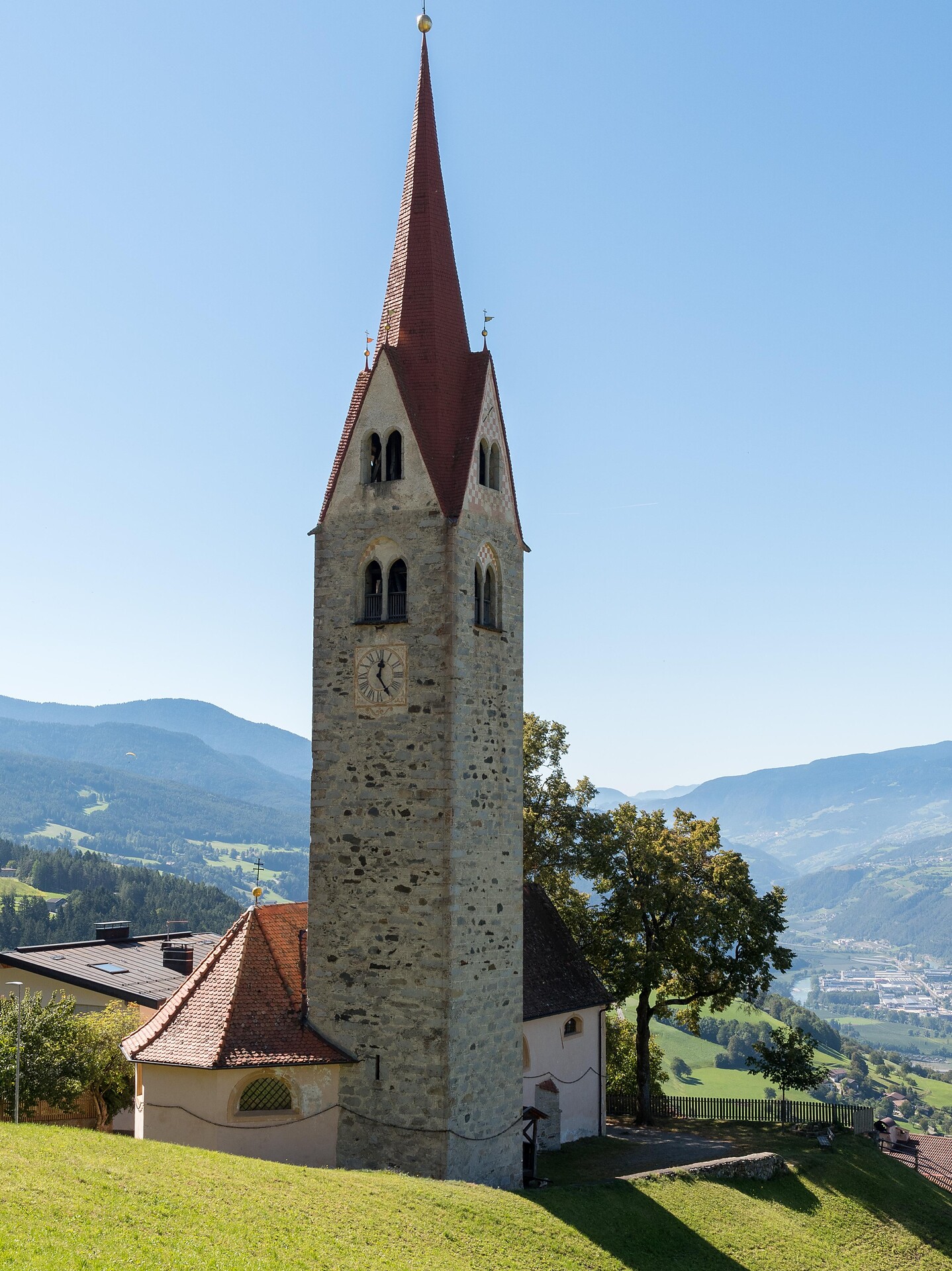 St. Leonhard Church