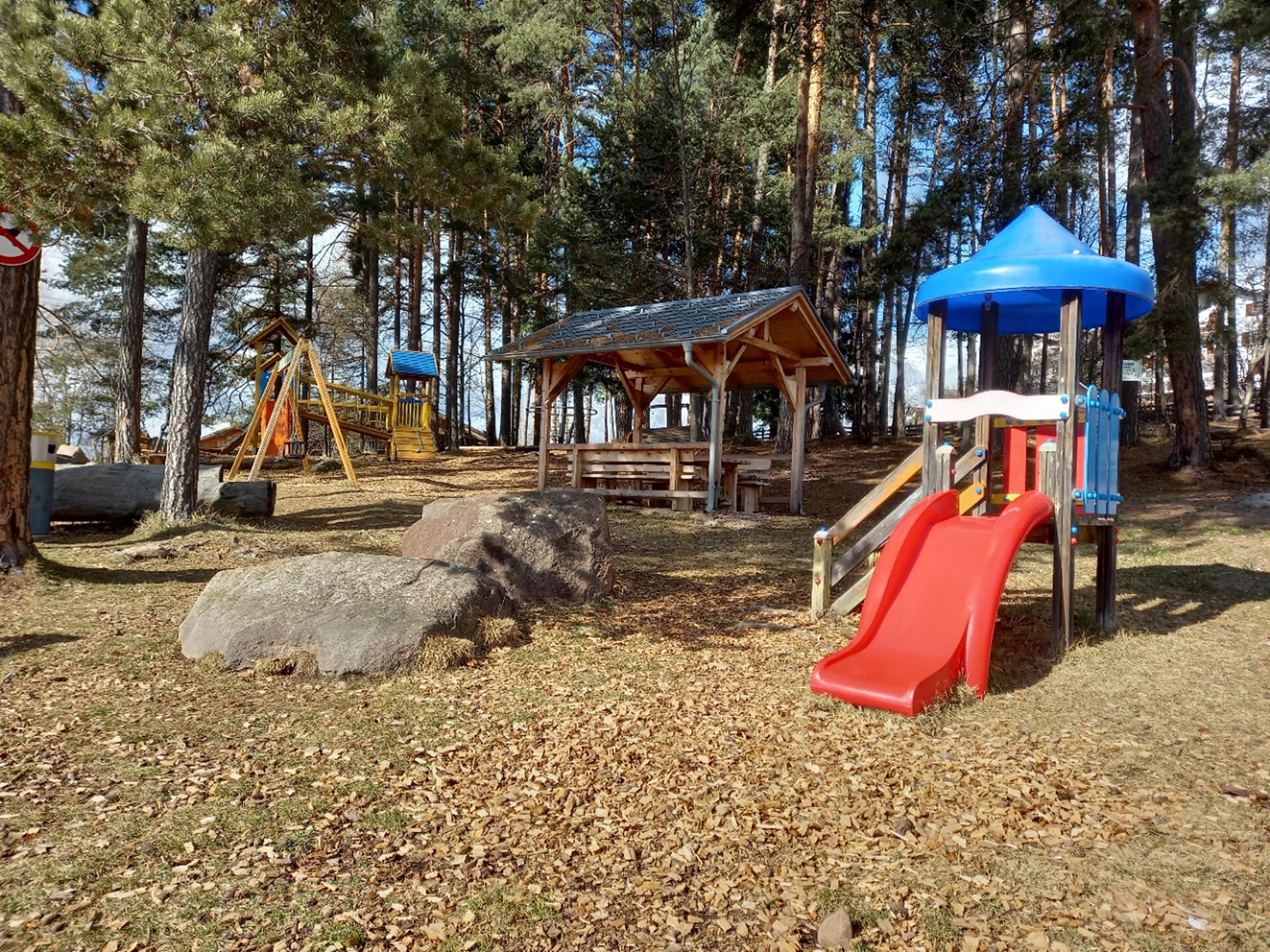 Großer Kinderspielplatz - Aldein Aldein 1 suedtirol.info