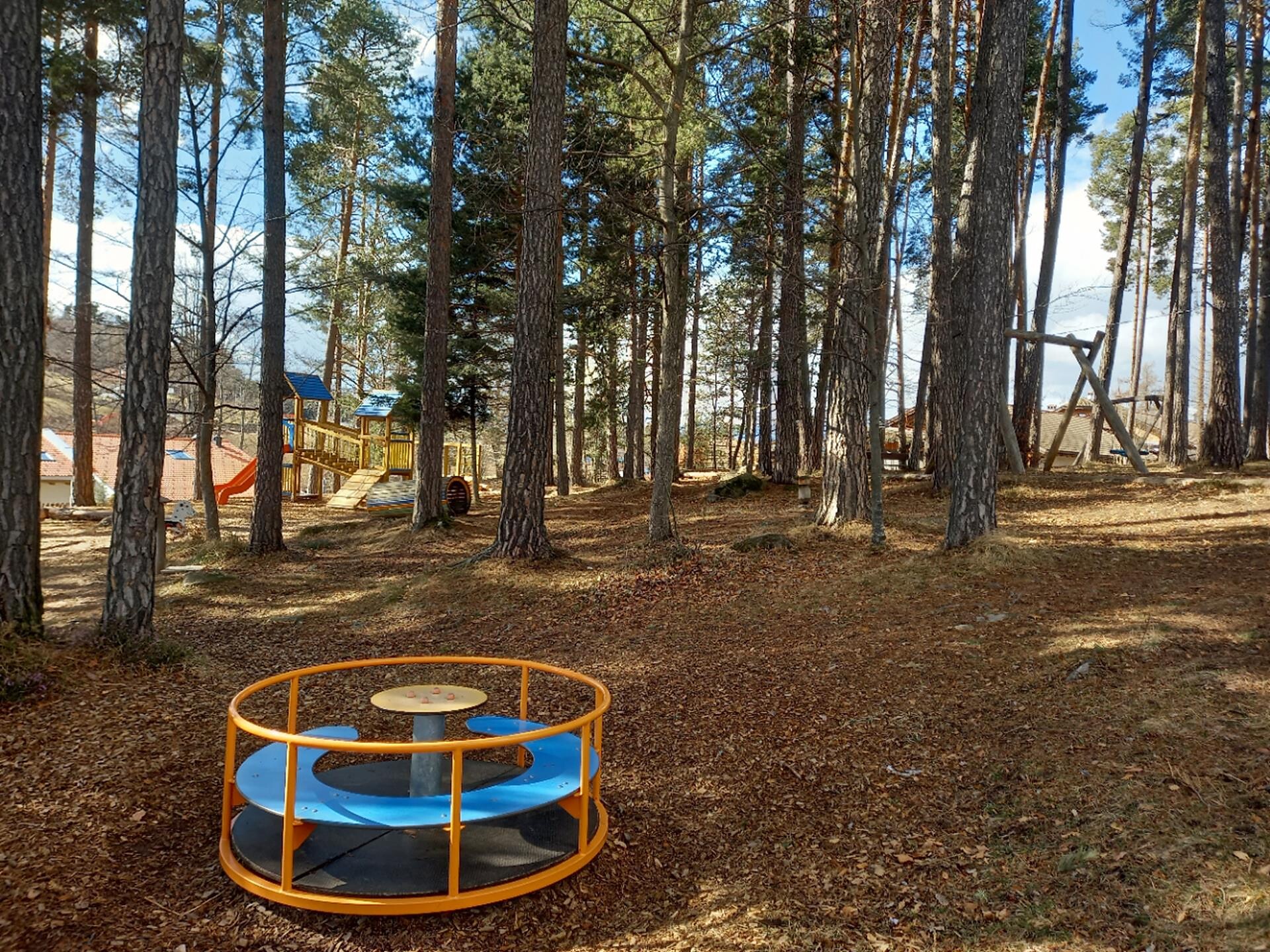 Großer Kinderspielplatz - Aldein Aldein 3 suedtirol.info