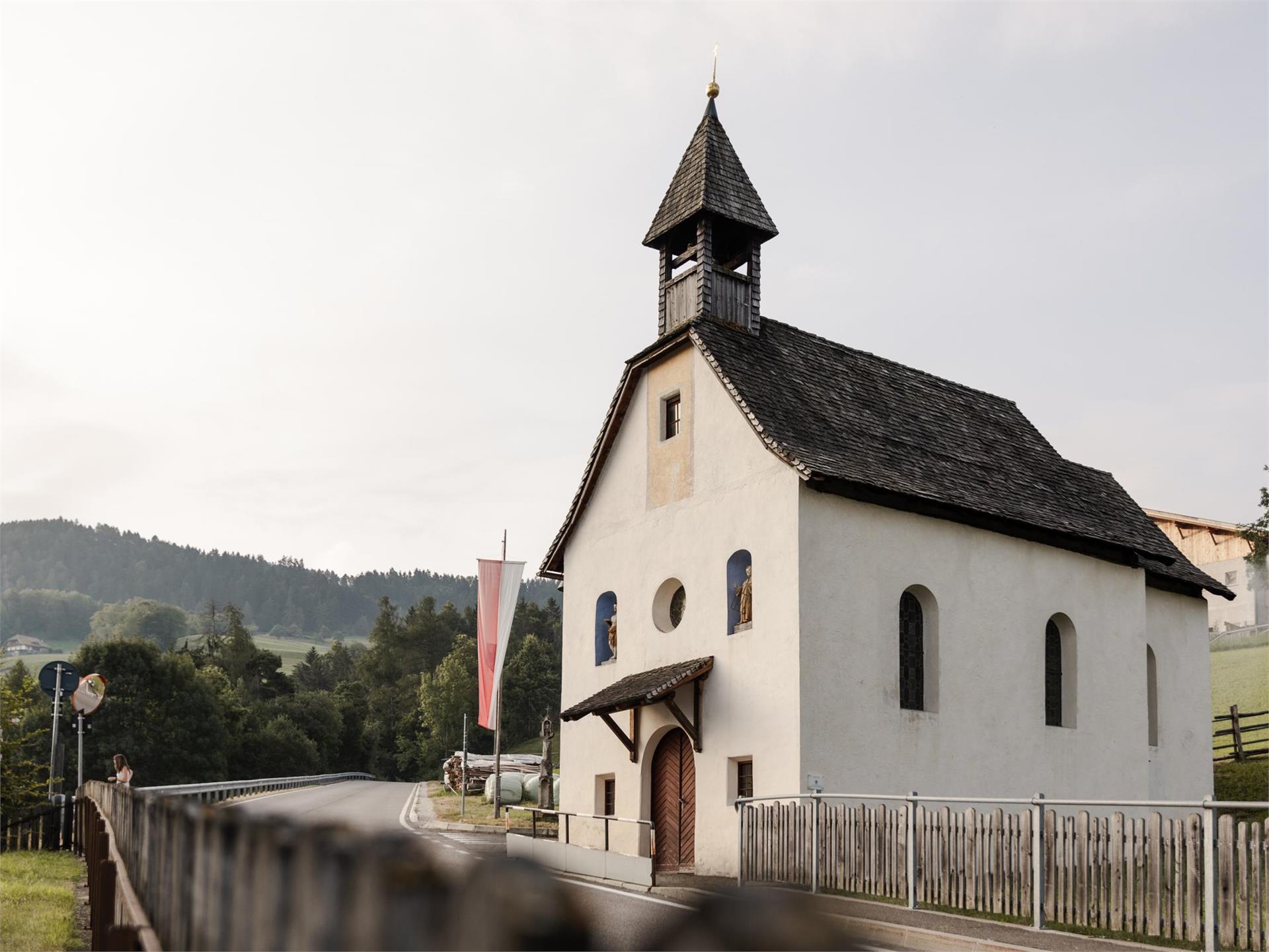 Chapel "Zum Weißen Bild" Karneid/Cornedo all'Isarco 1 suedtirol.info