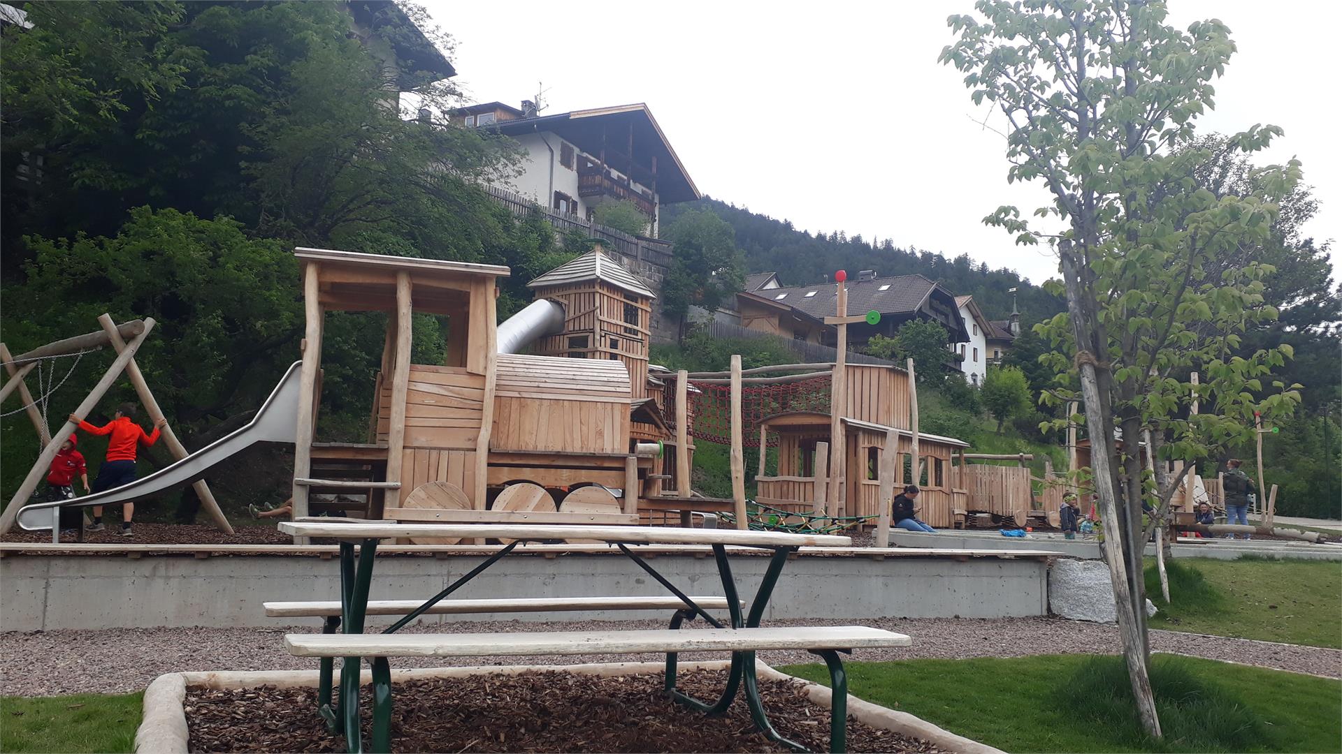 Parco giochi Passeggiata Luis Trenker Ortisei 1 suedtirol.info