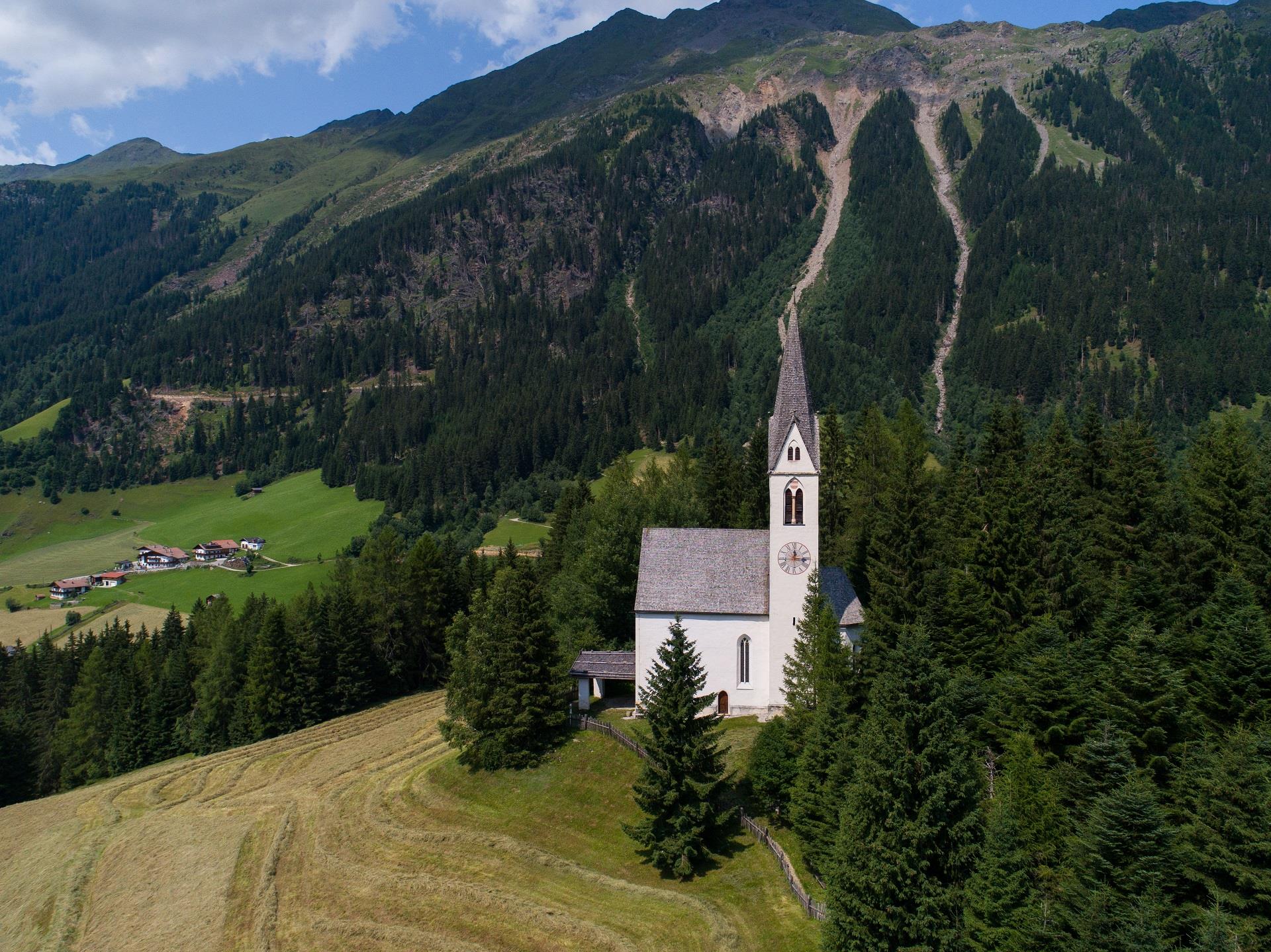St. Magdalena chapel Ratschings/Racines 2 suedtirol.info