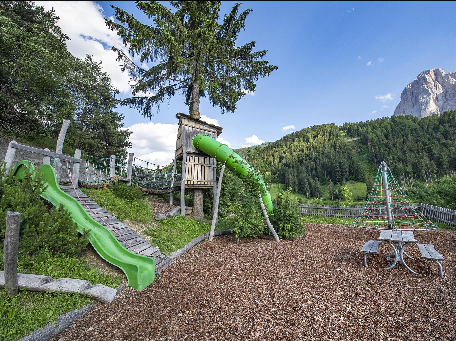 Children's Playground Plan da Tieja S.Crestina Gherdëina/Santa Cristina Val Gardana 5 suedtirol.info