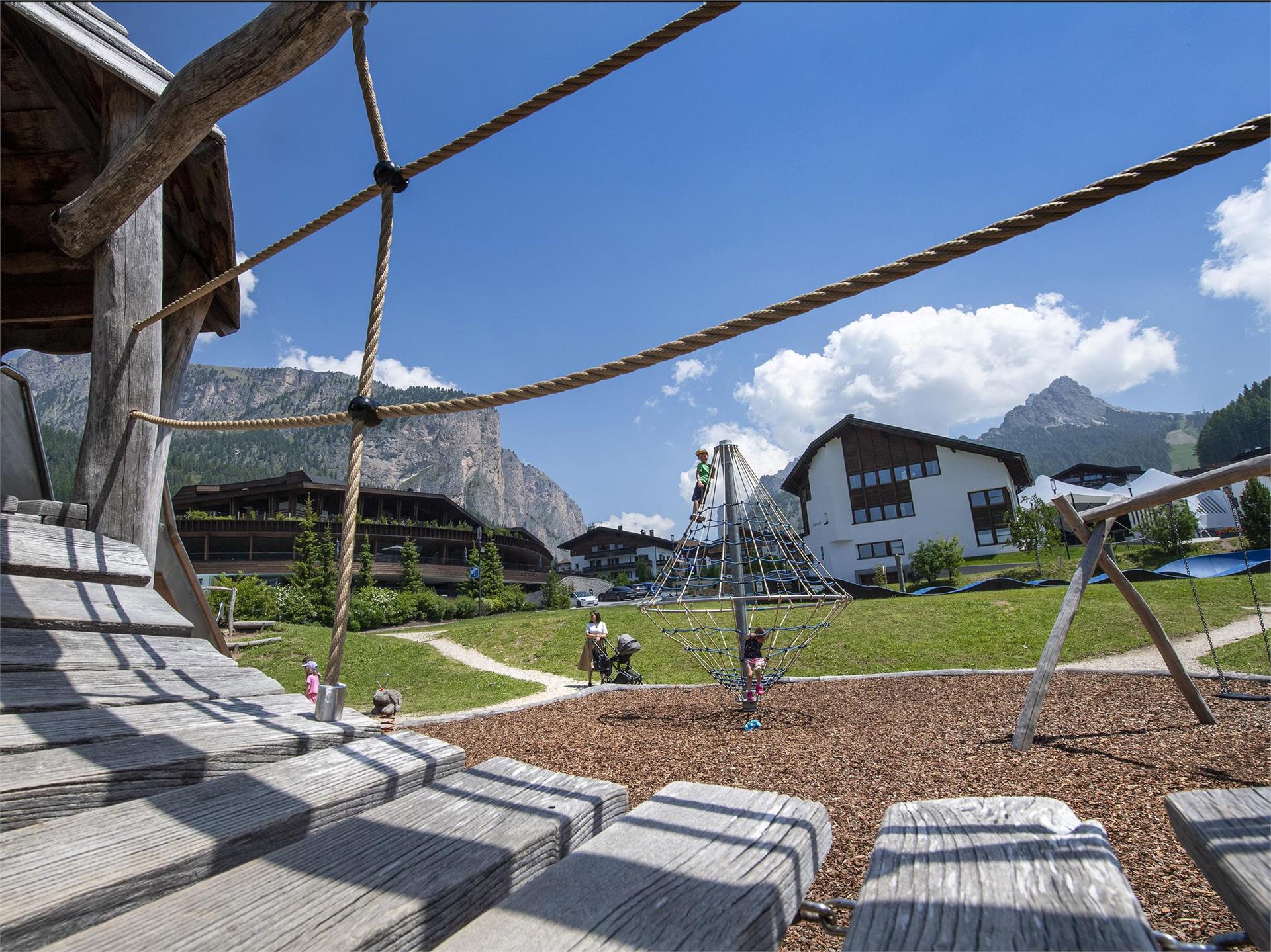 Children's Playground Town Hall Sëlva/Selva 5 suedtirol.info