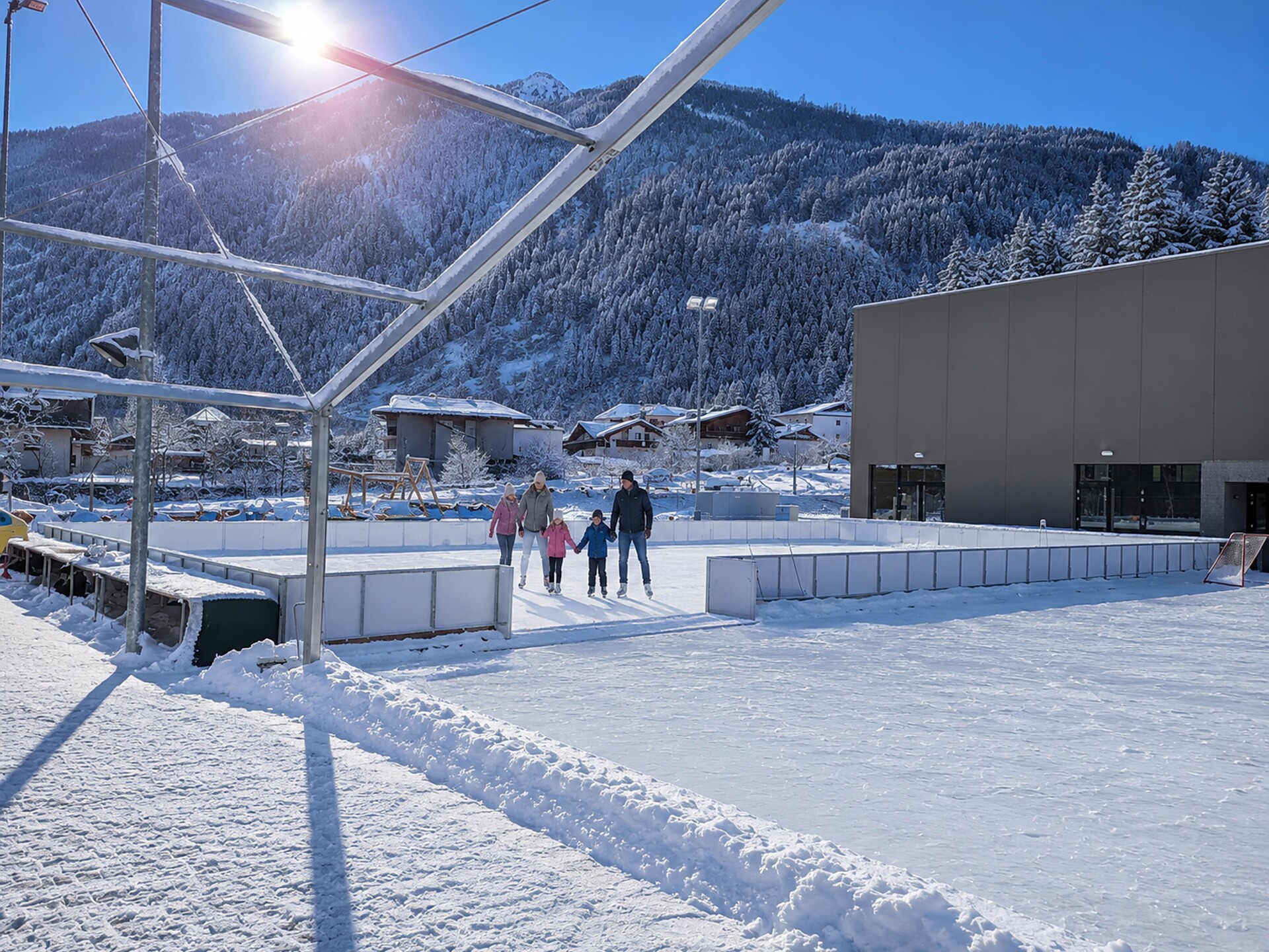 Campo di ghiaccio artificiale Lutago - Valle Aurina - #1 - suedtirol.info