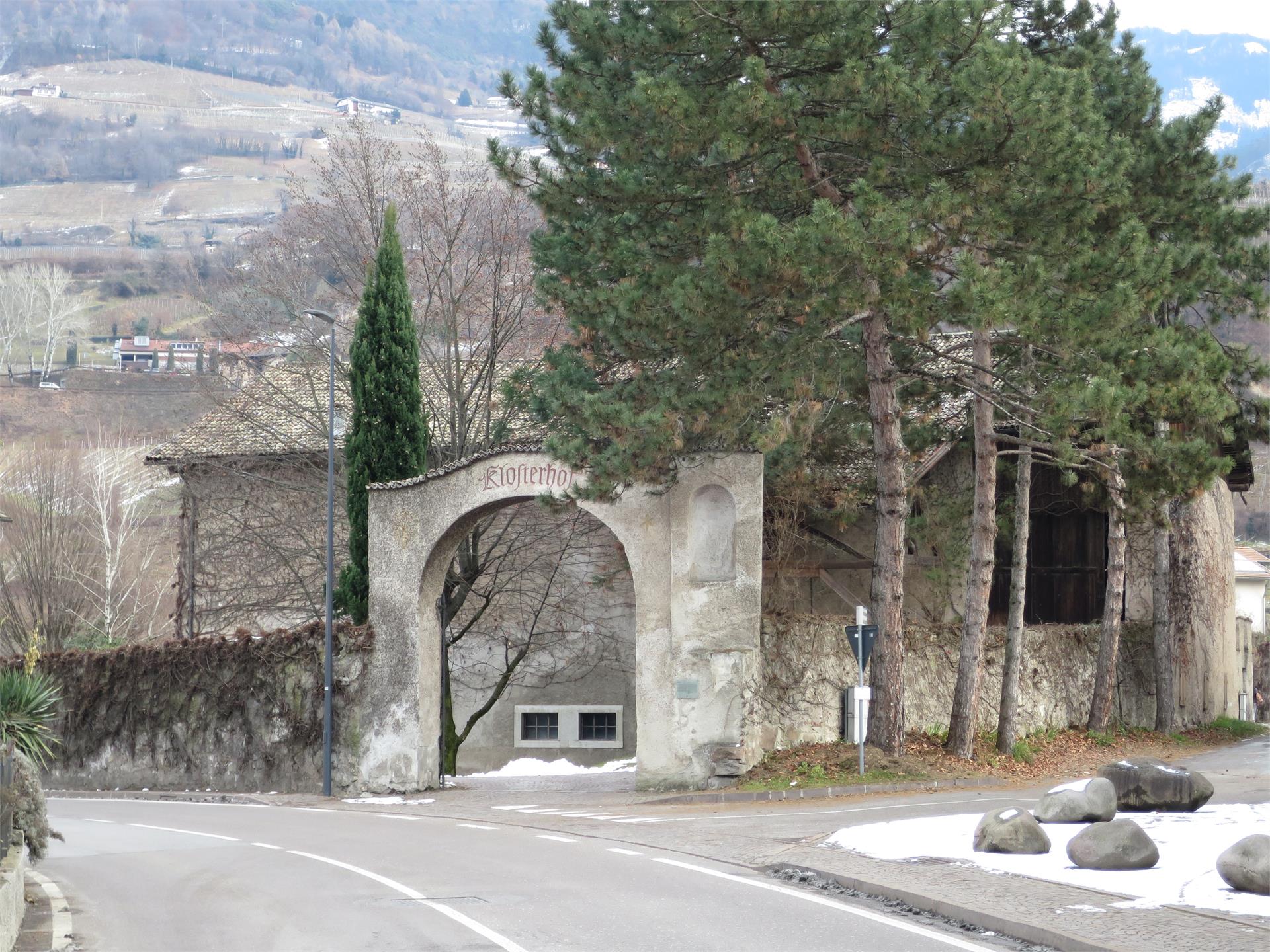 Klosterhof Vill Neumarkt 1 suedtirol.info