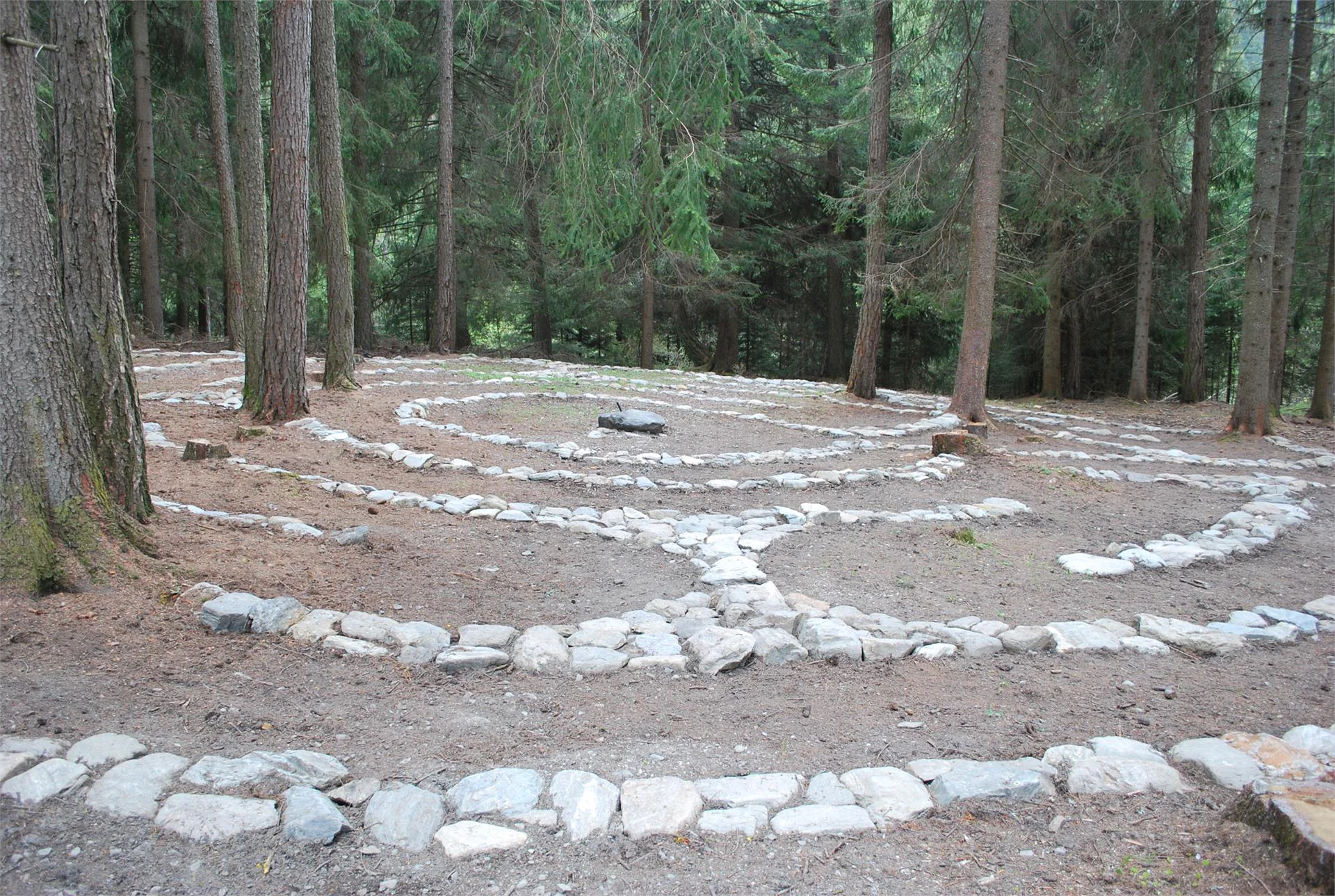 Kraft Quelle Labyrinth Toblach 1 suedtirol.info