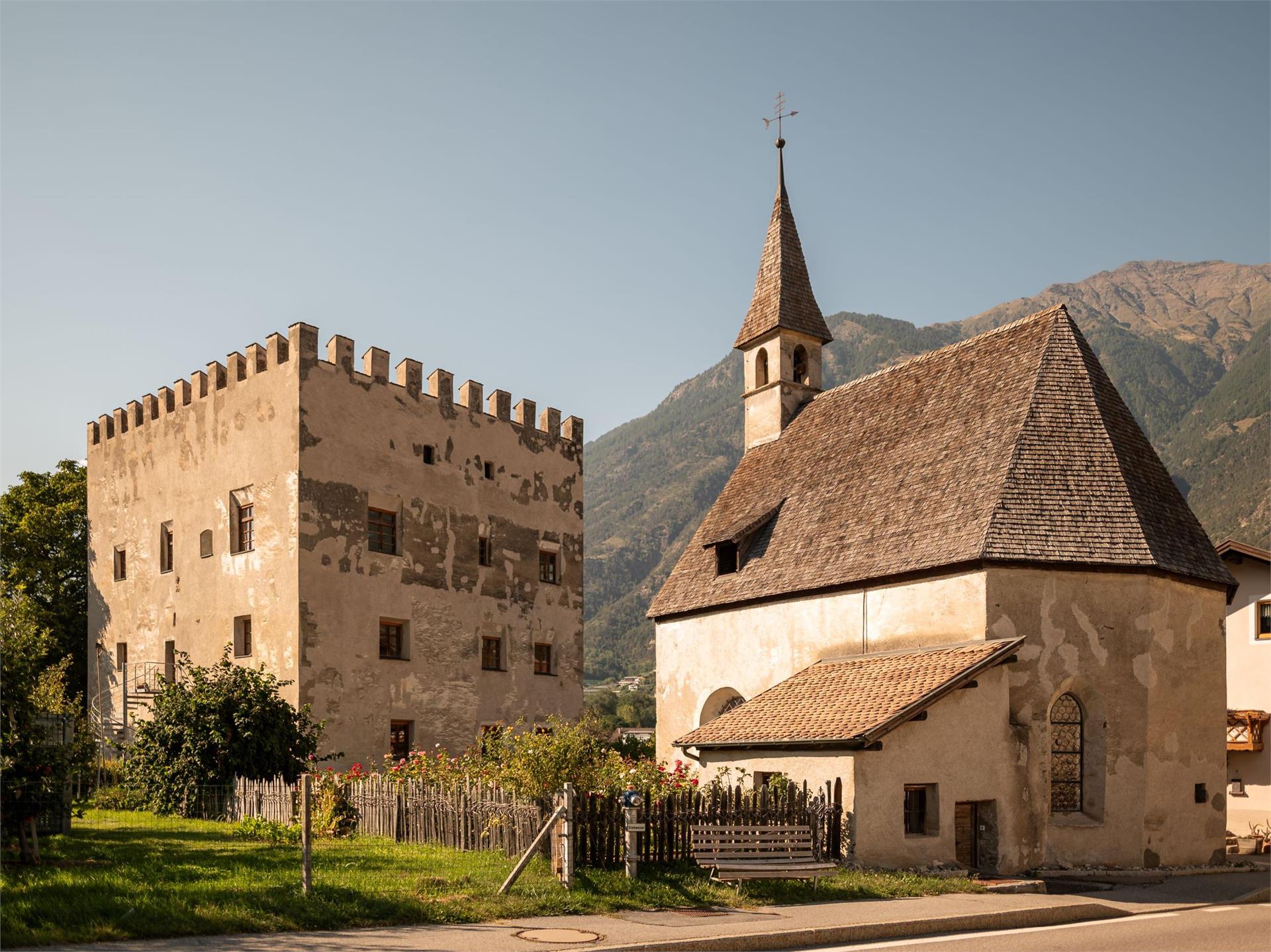 Chapel St. Anna in Schanzen Latsch/Laces 1 suedtirol.info