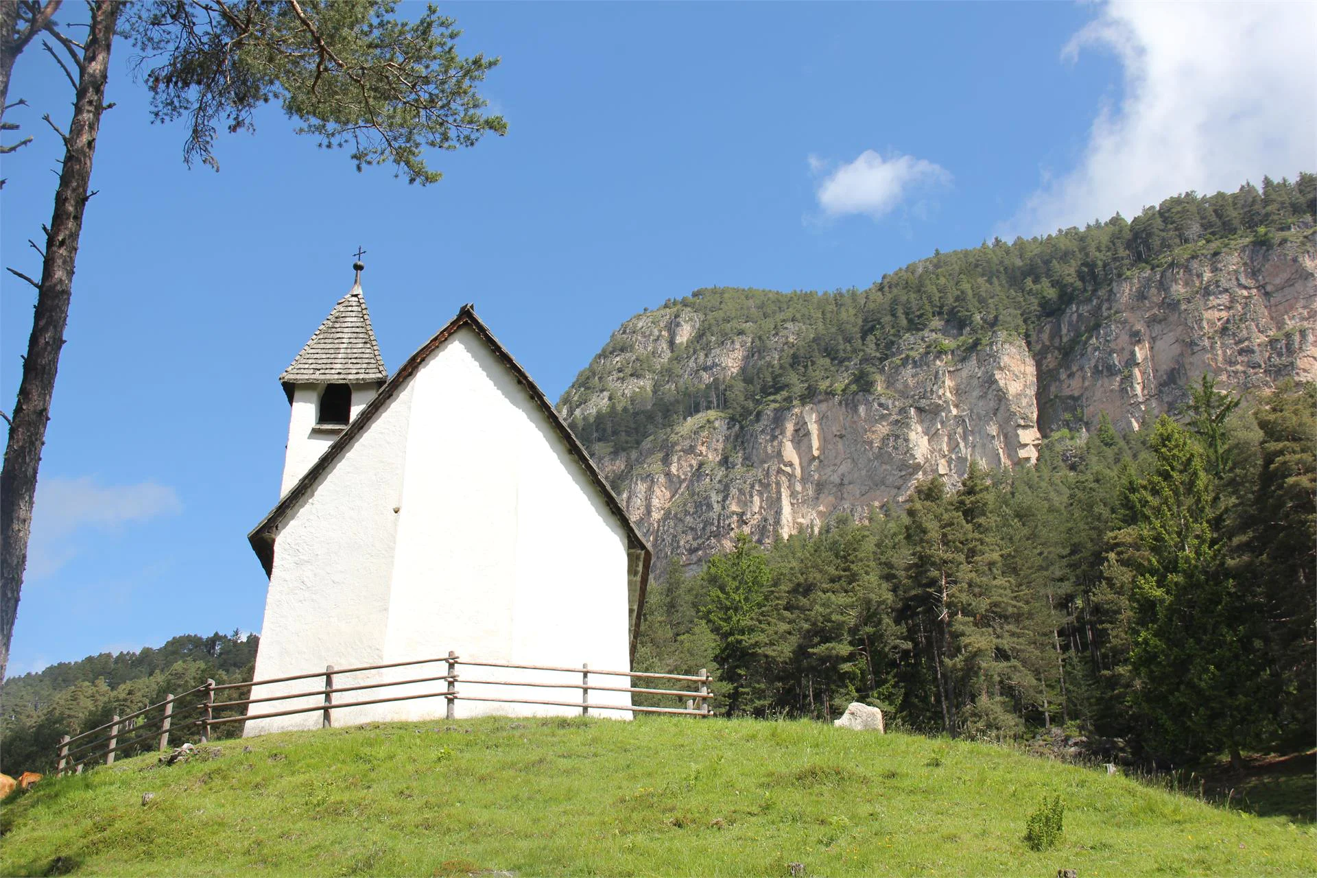 chapel San Sebastiano/St. Sebastian Tiers am Rosengarten/Tires al Catinaccio 2 suedtirol.info