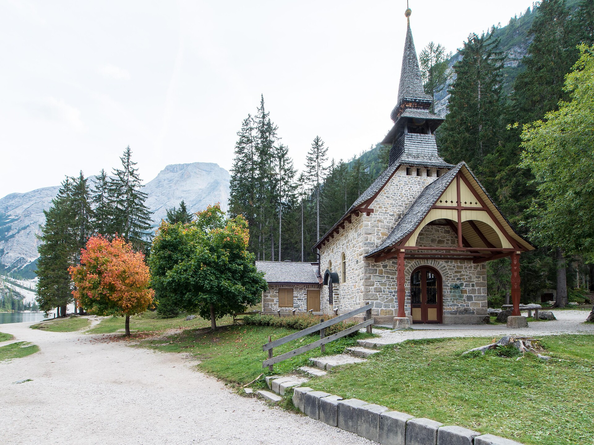 Chapel Pragser Wildsee Lake - Dolomites Region 3 Zinnen - #2 - suedtirol.info