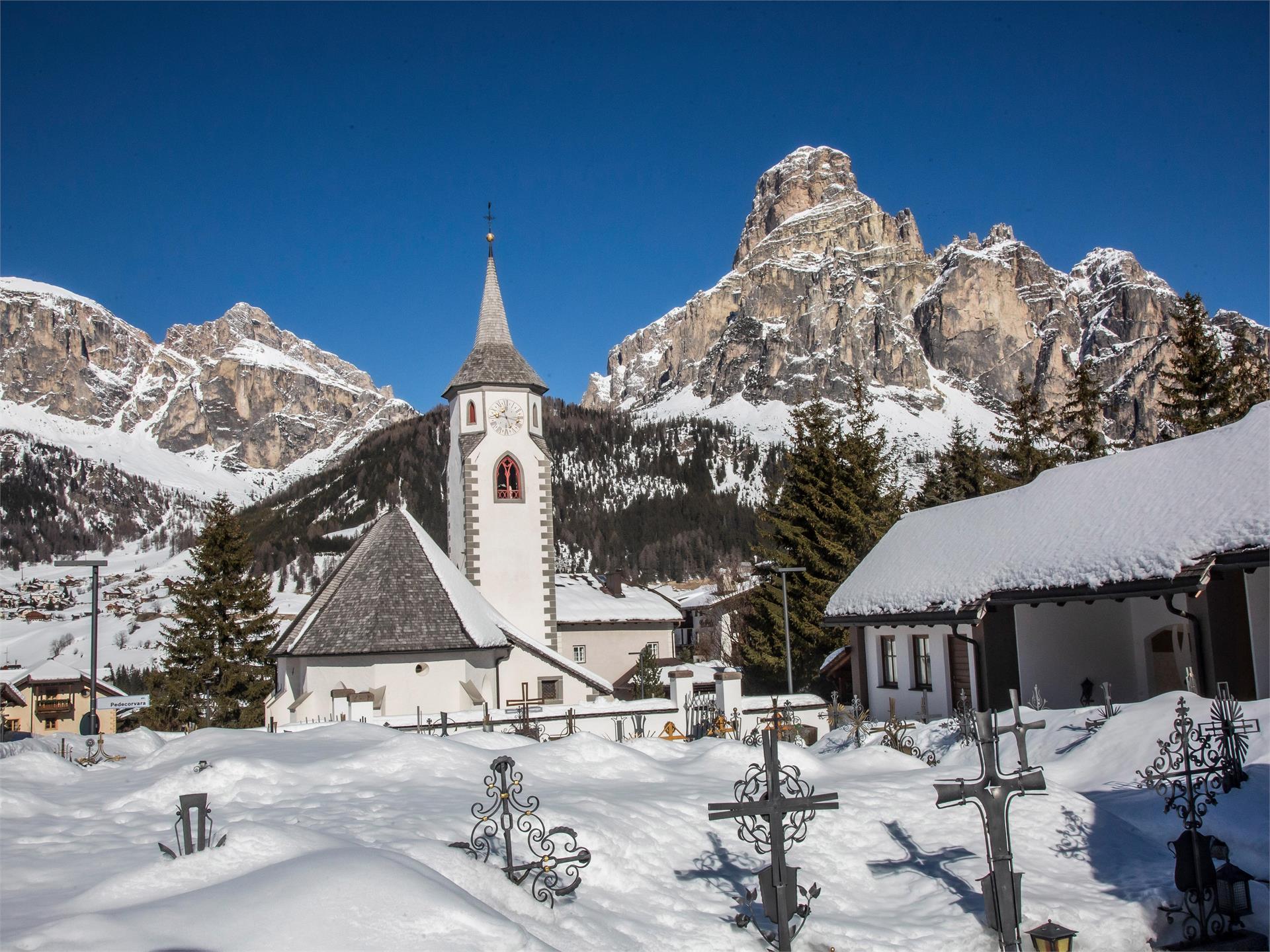 Church of Santa Caterina/Heilige Katharina Corvara 1 suedtirol.info