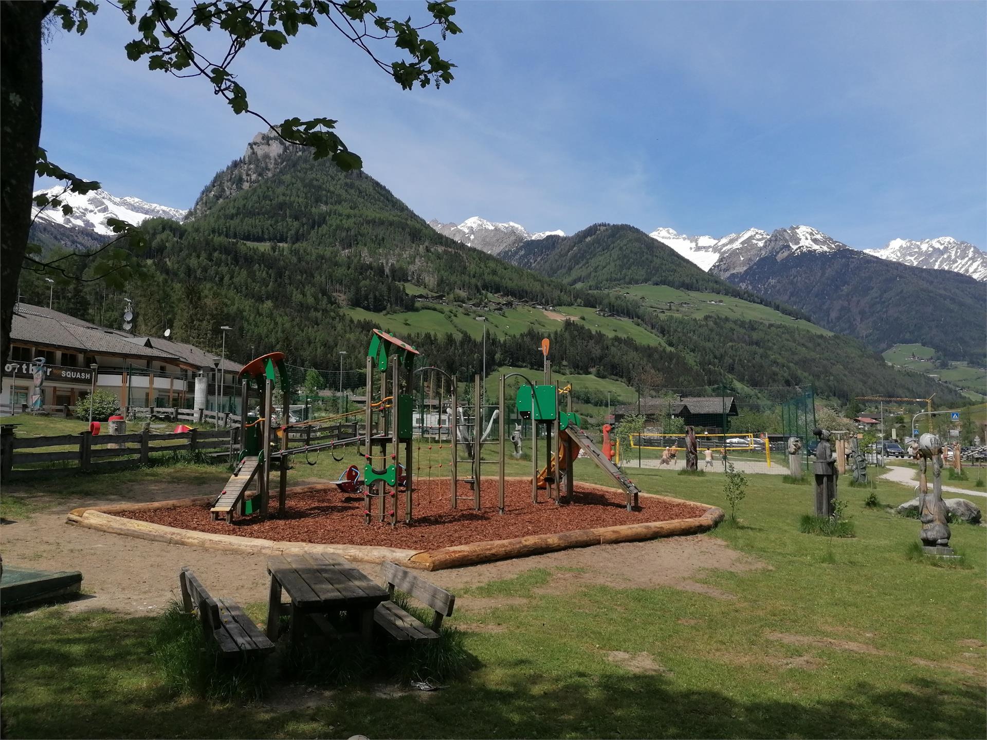 Parco giochi - Lutago Valle Aurina 2 suedtirol.info