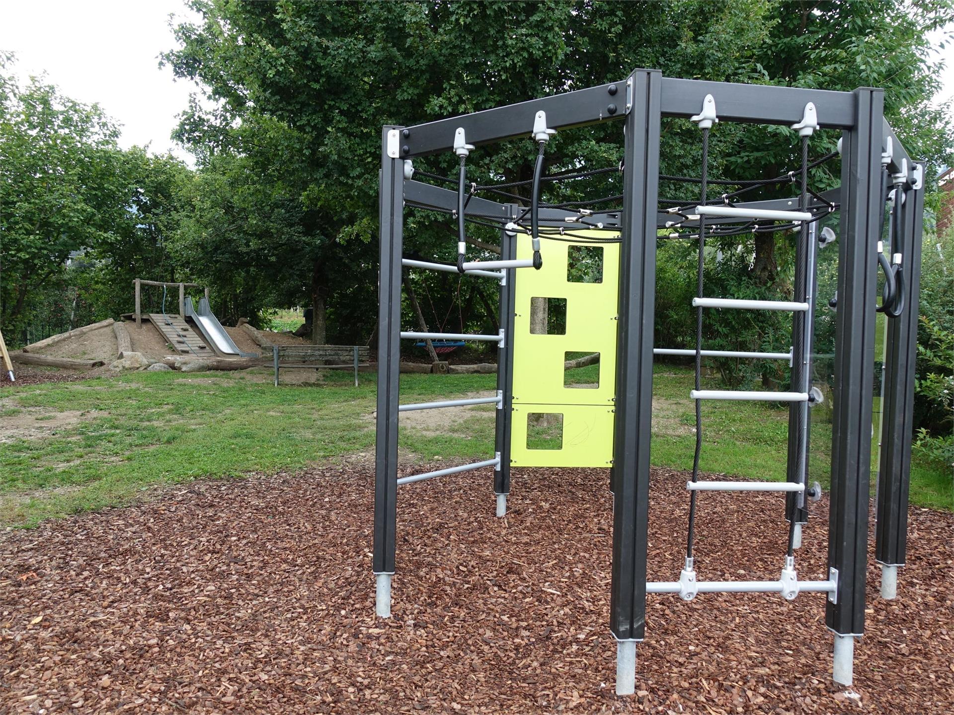 Kinderspielplatz Prissian - Dorf Tisens 11 suedtirol.info