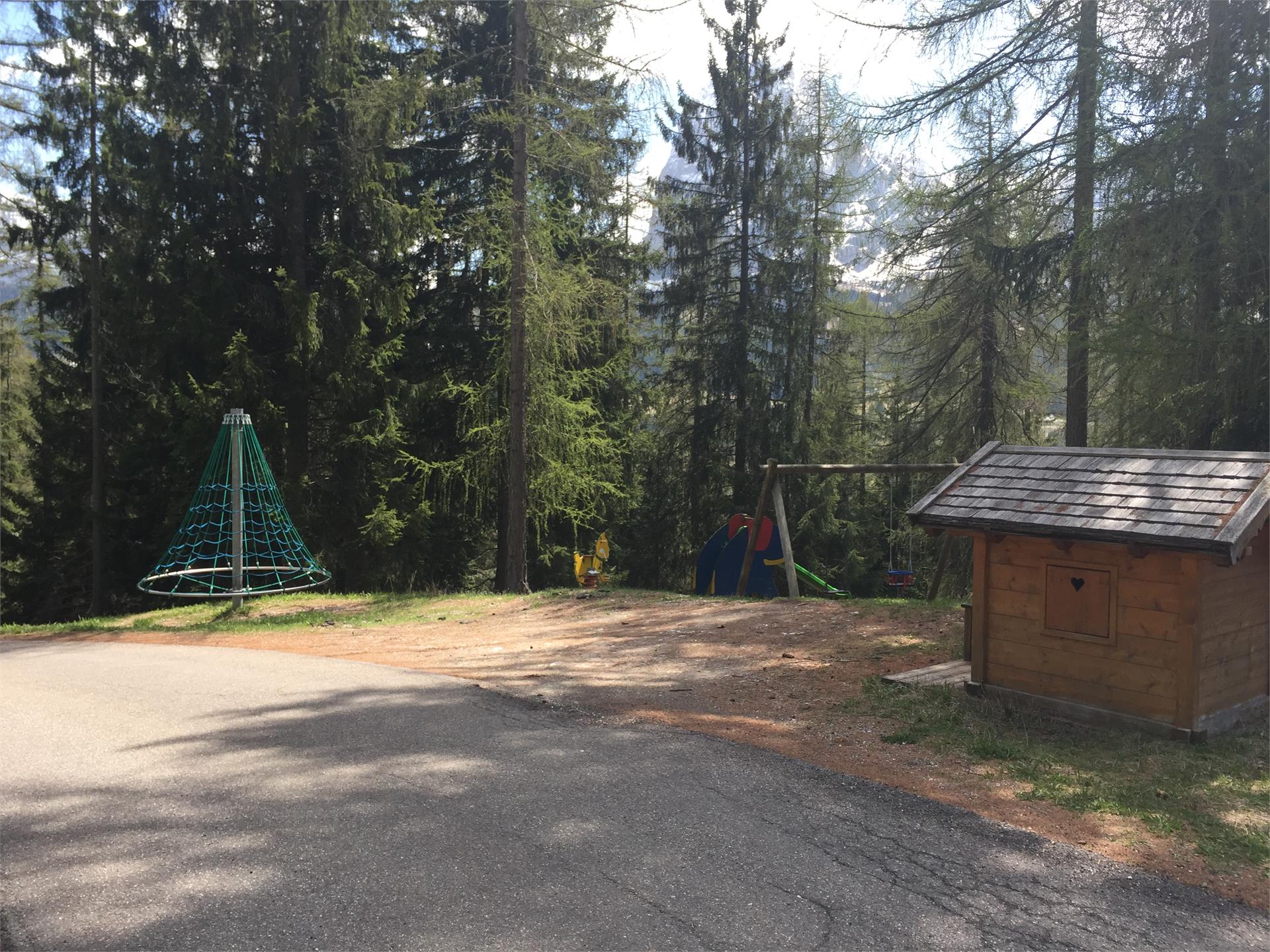 Children's playground Ulëta S.Crestina Gherdëina/Santa Cristina Val Gardana 4 suedtirol.info