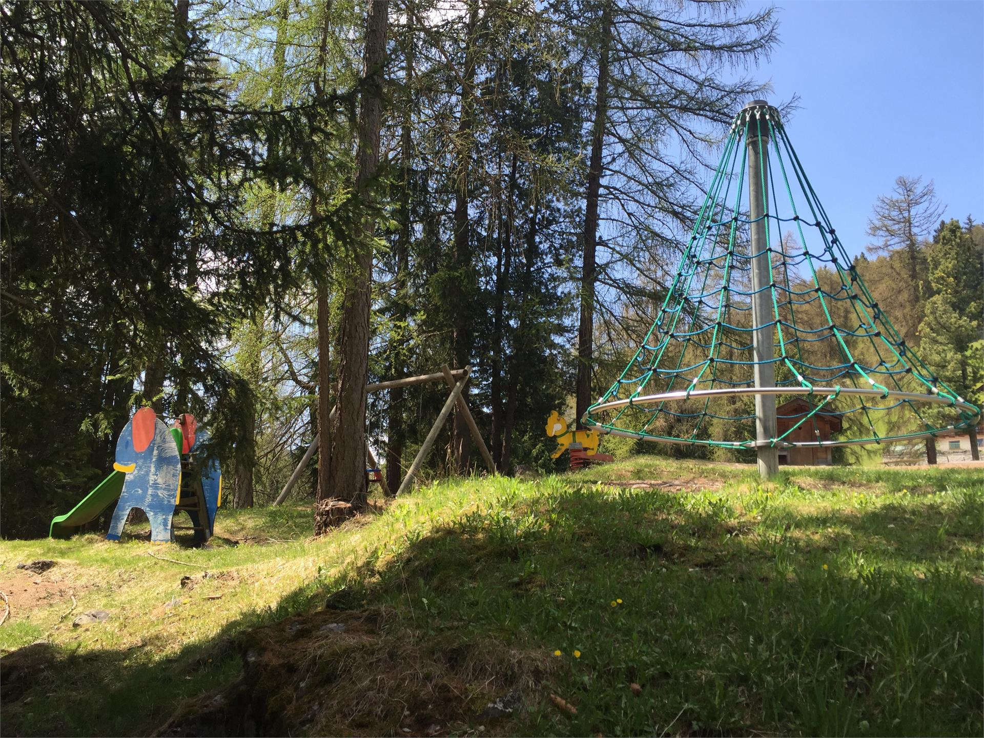 Children's playground Ulëta S.Crestina Gherdëina/Santa Cristina Val Gardana 2 suedtirol.info