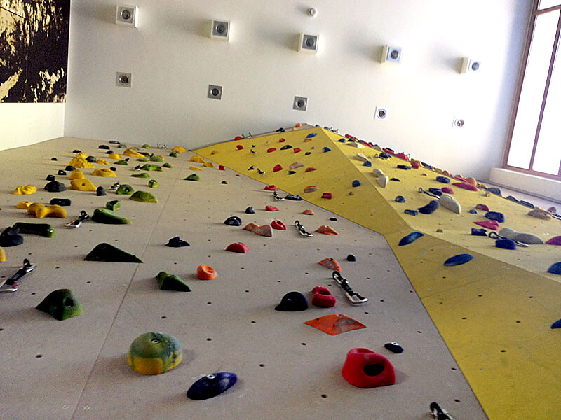 Kletterwand und Boulder Indoor Badia 2 suedtirol.info