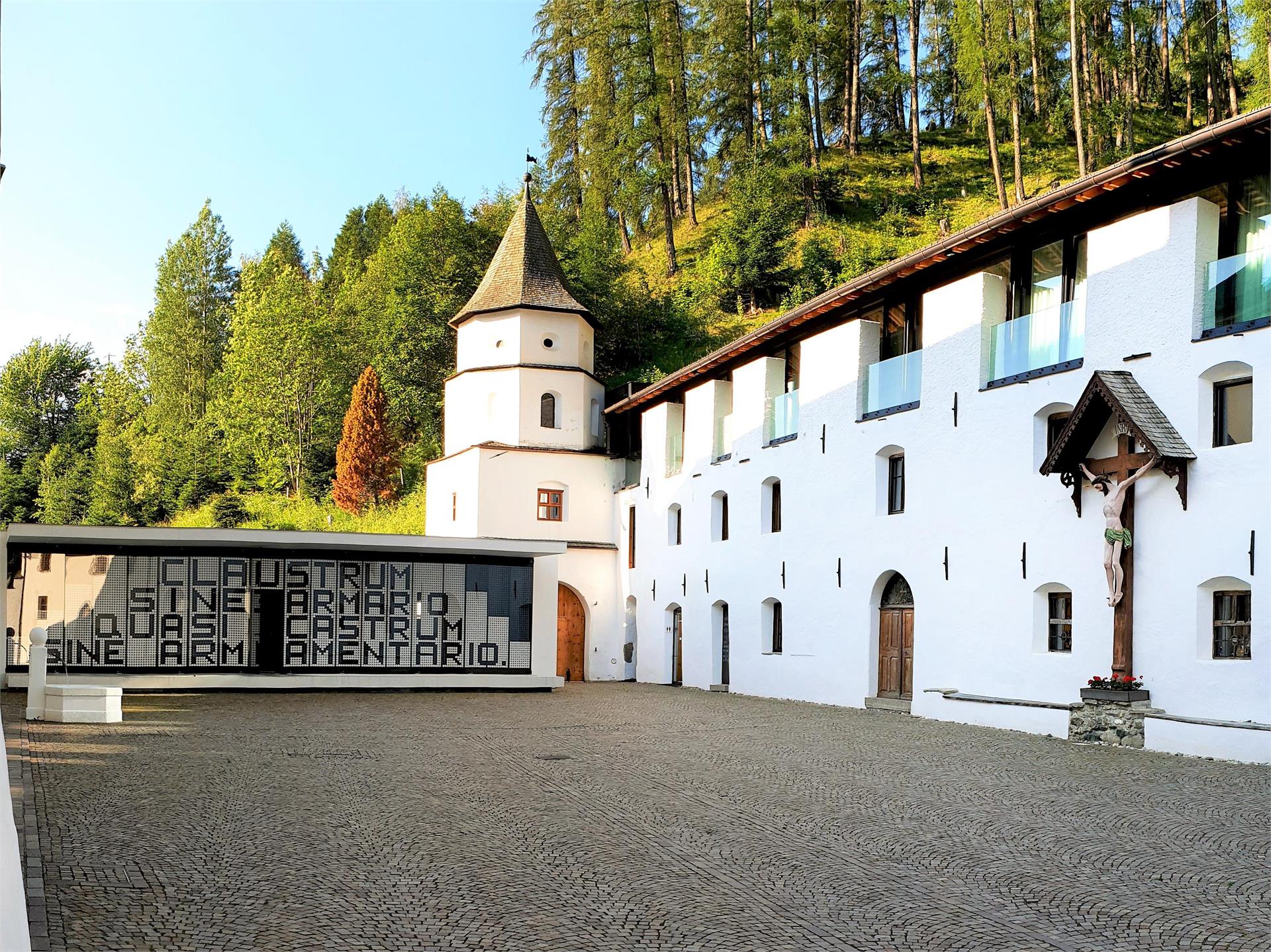 Abbazia di Monte Maria Malles 5 suedtirol.info