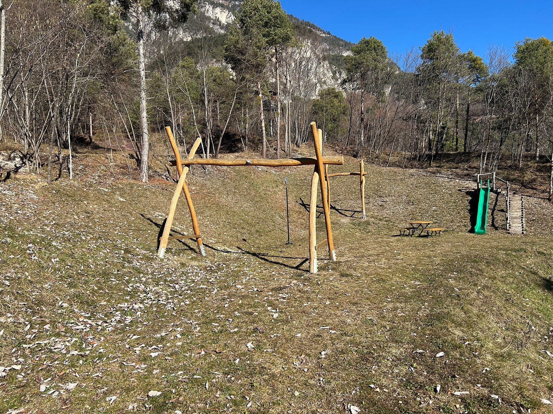 Cortaccia playground Penon Kauderle Kurtatsch an der Weinstraße/Cortaccia sulla Strada del Vino 1 suedtirol.info