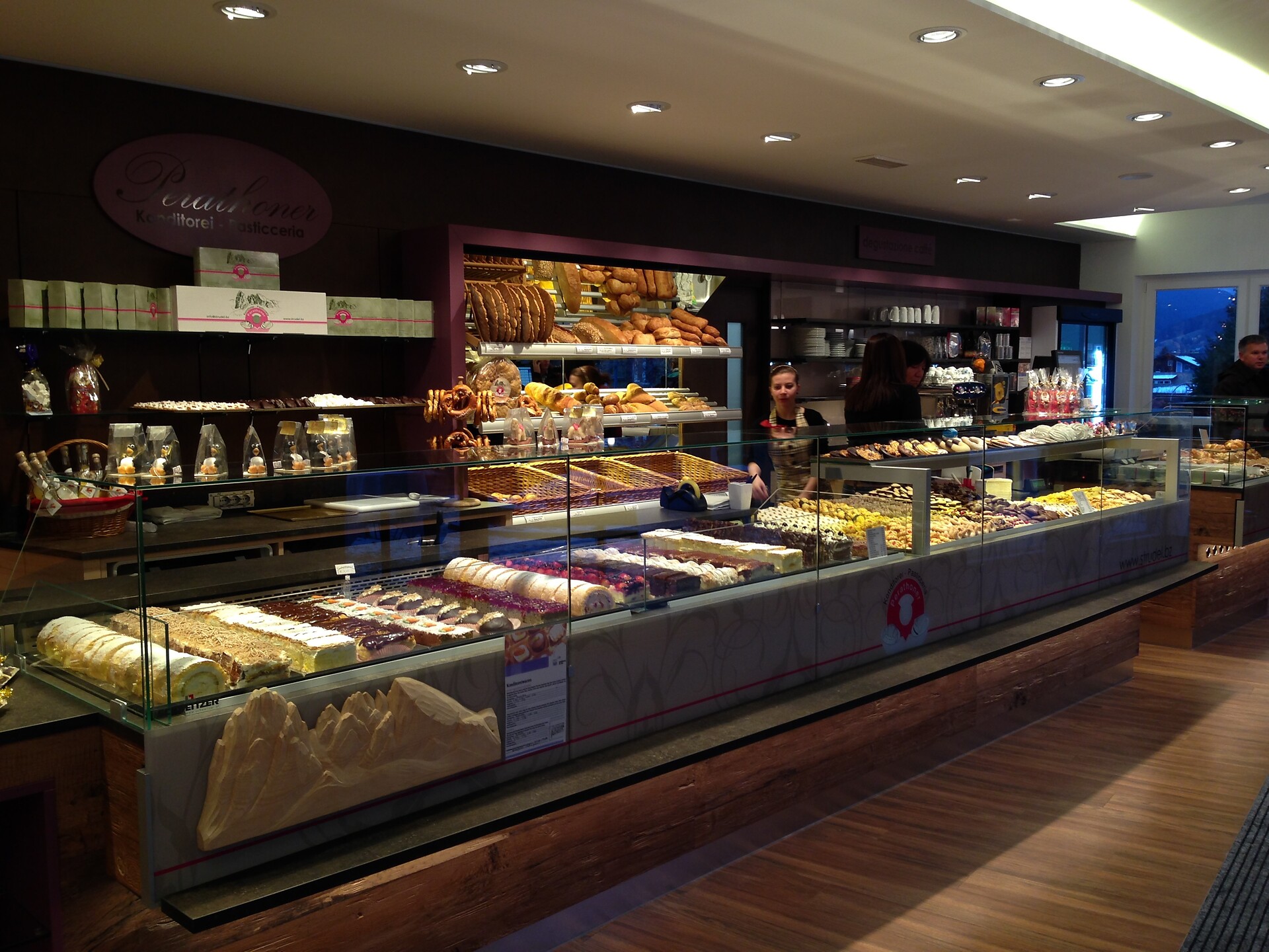 Perathoner pastry shop