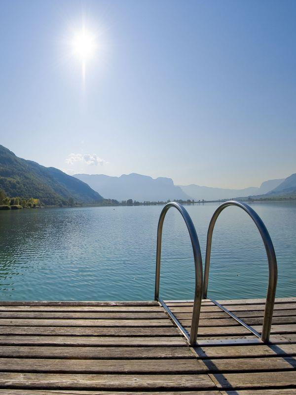Lake Kaltern Kaltern an der Weinstraße/Caldaro sulla Strada del Vino 11 suedtirol.info