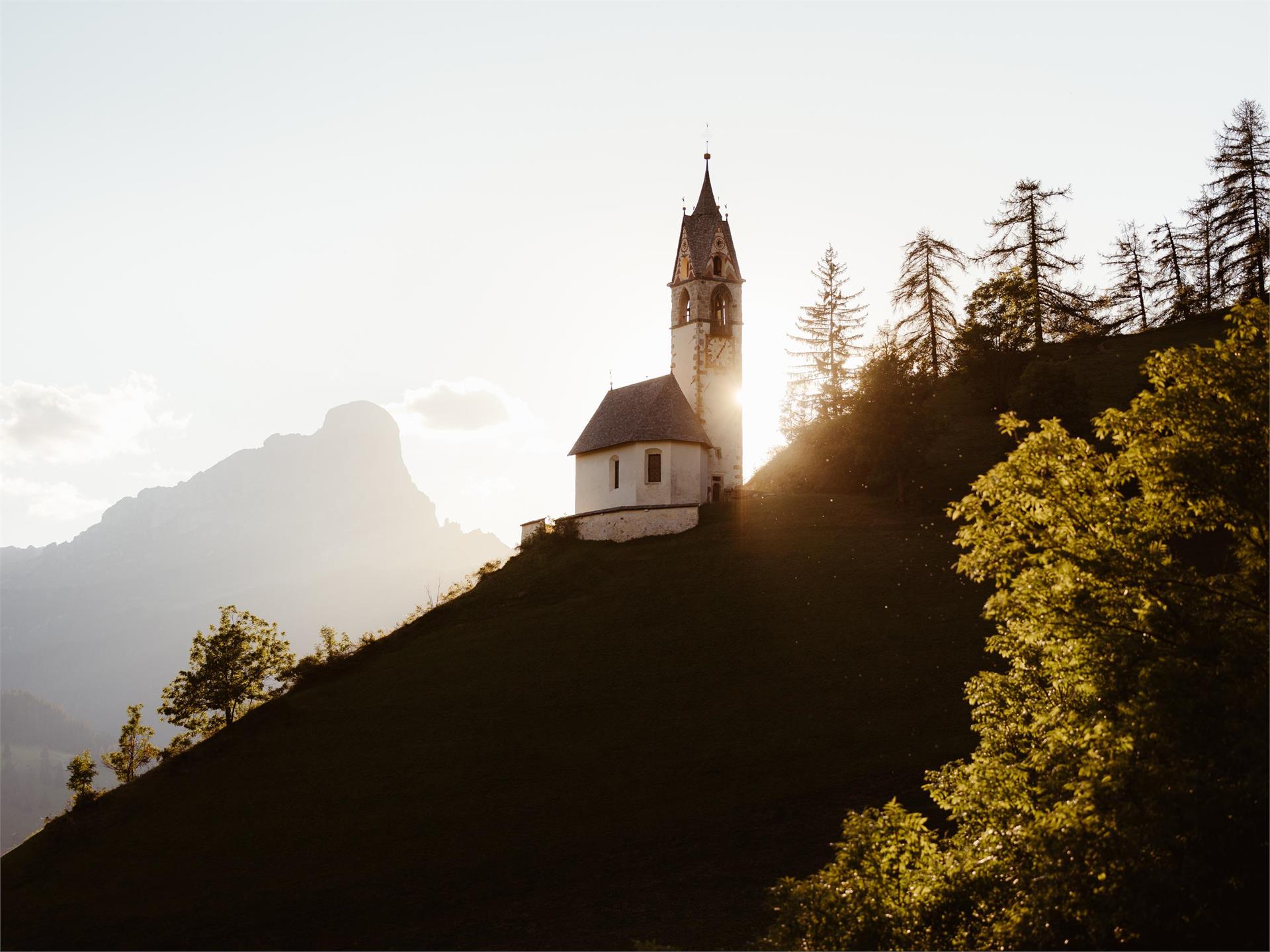 Santa Barbara church La Val 1 suedtirol.info