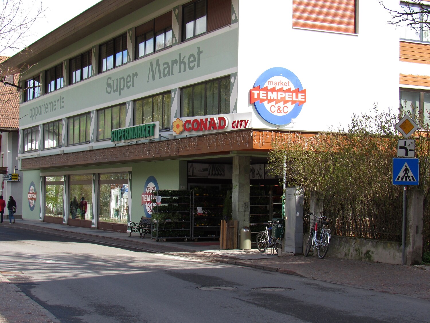 supermarket Tempele
