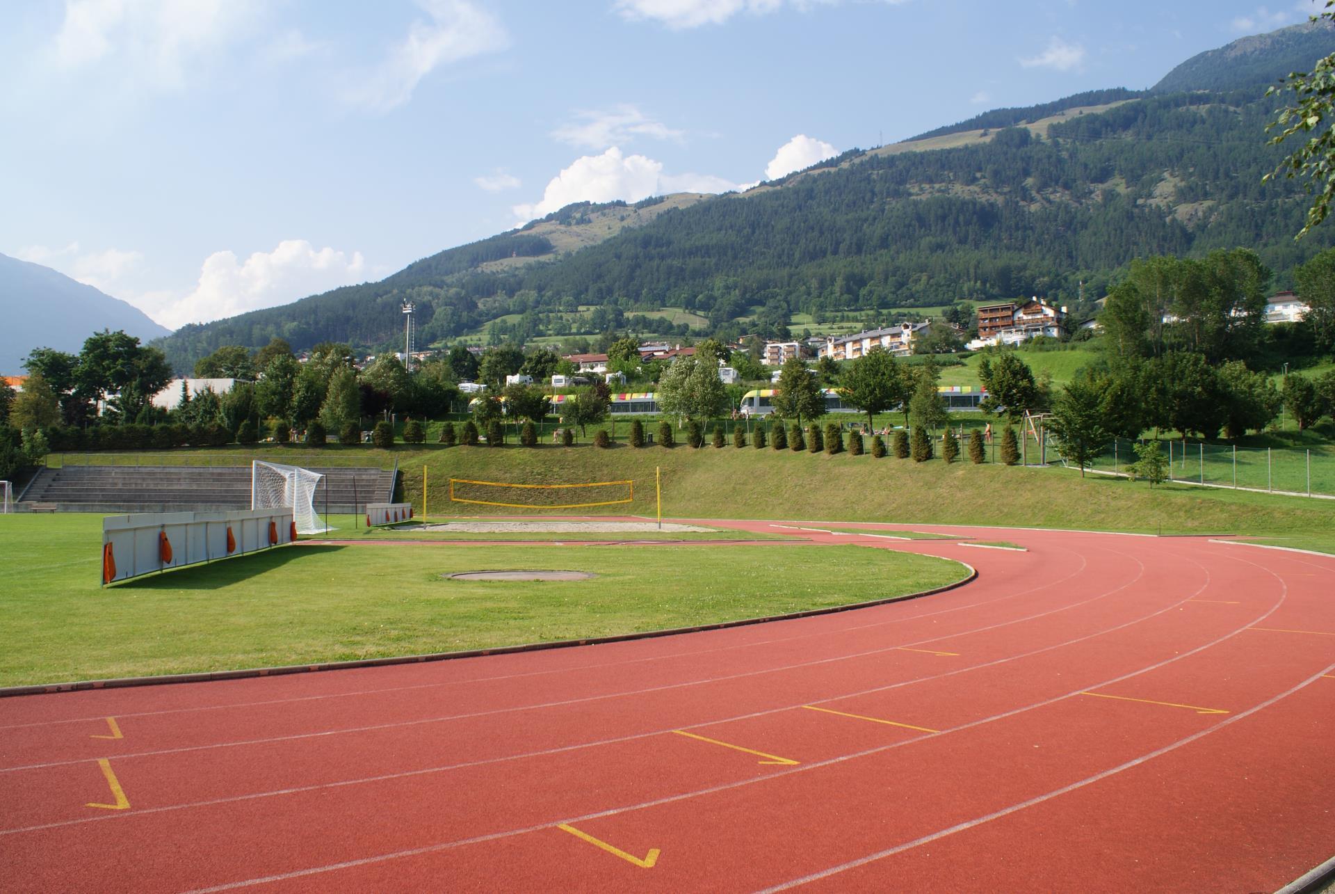 Leichtathletik im Sport- und Gesundheitszentrum Sportwell Mals 2 suedtirol.info