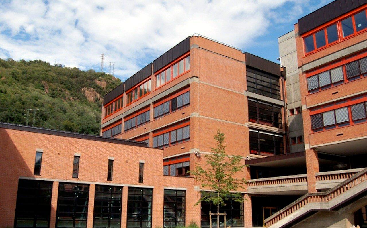 Scuola professionale provinciale Luigi Einaudi Bolzano 1 suedtirol.info