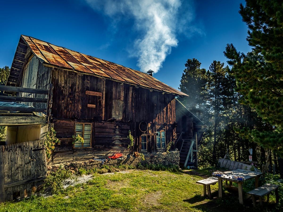 Latschenölbrennerei Barbianer Alm Barbian 1 suedtirol.info