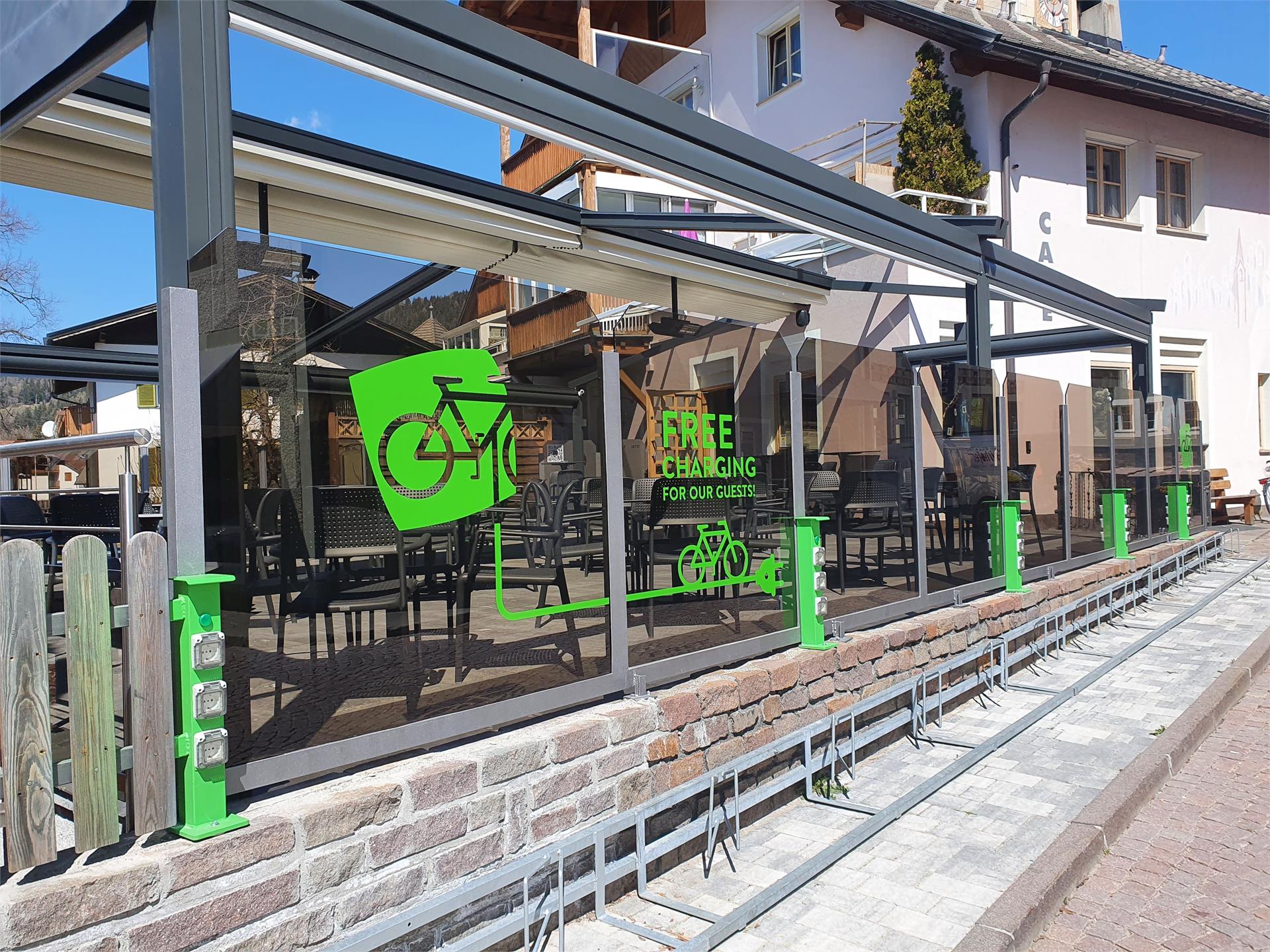E-bike charging station Dorfcafe Welsberg-Taisten/Monguelfo-Tesido 4 suedtirol.info