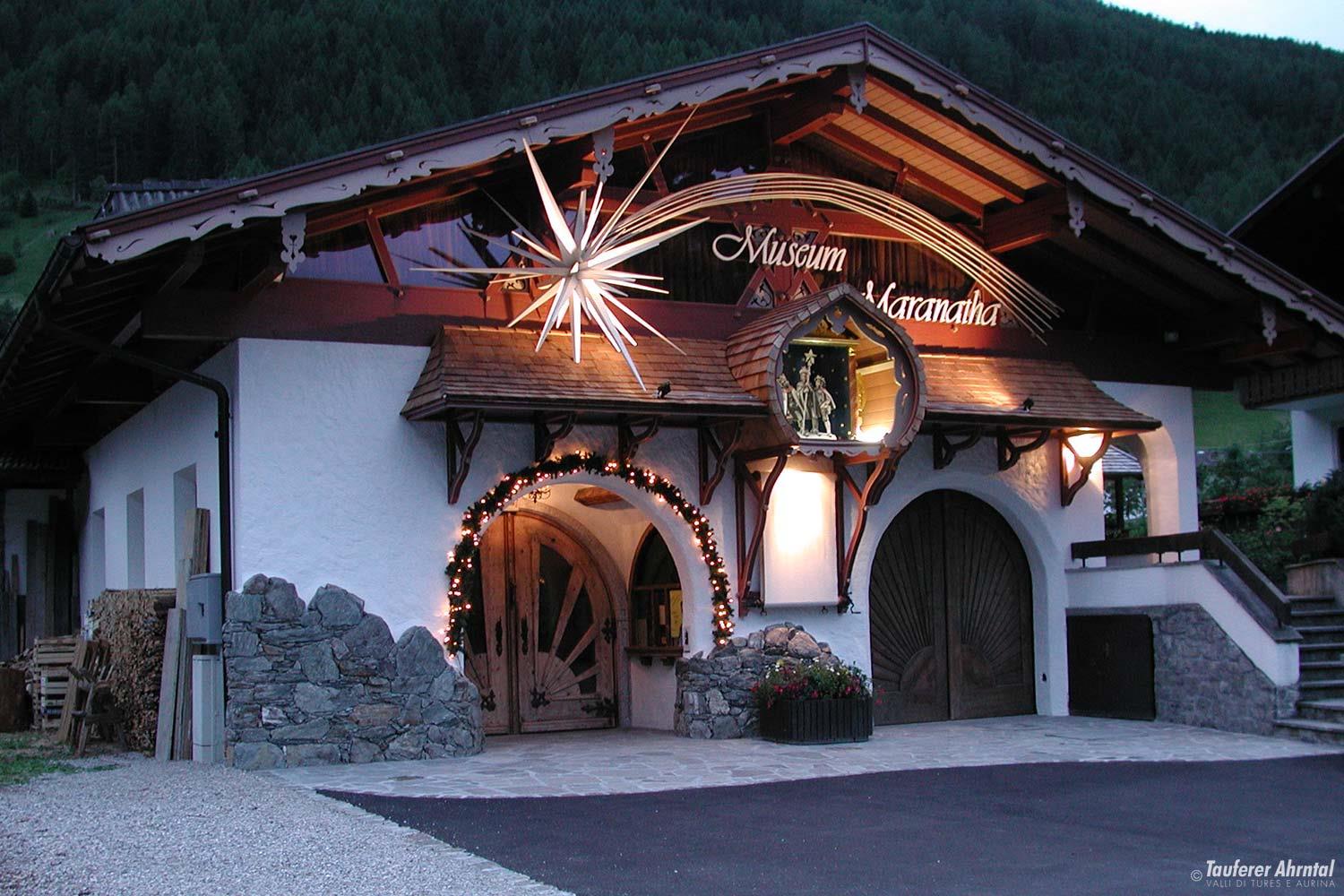 Maranatha - Volkskunst & Krippen Museum Ahrntal 2 suedtirol.info