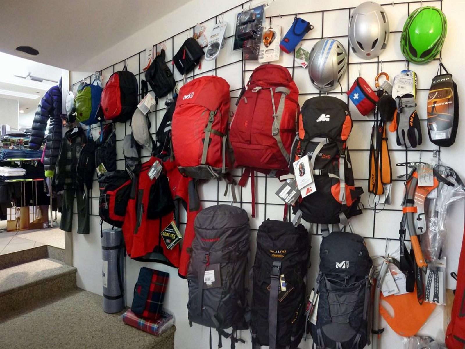 Fashion Gluderer Sport's & Classic's Schlanders/Silandro 1 suedtirol.info