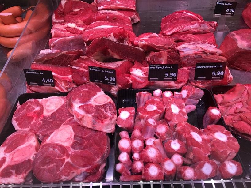 Butchers Shop Tschenett Algund/Lagundo 2 suedtirol.info