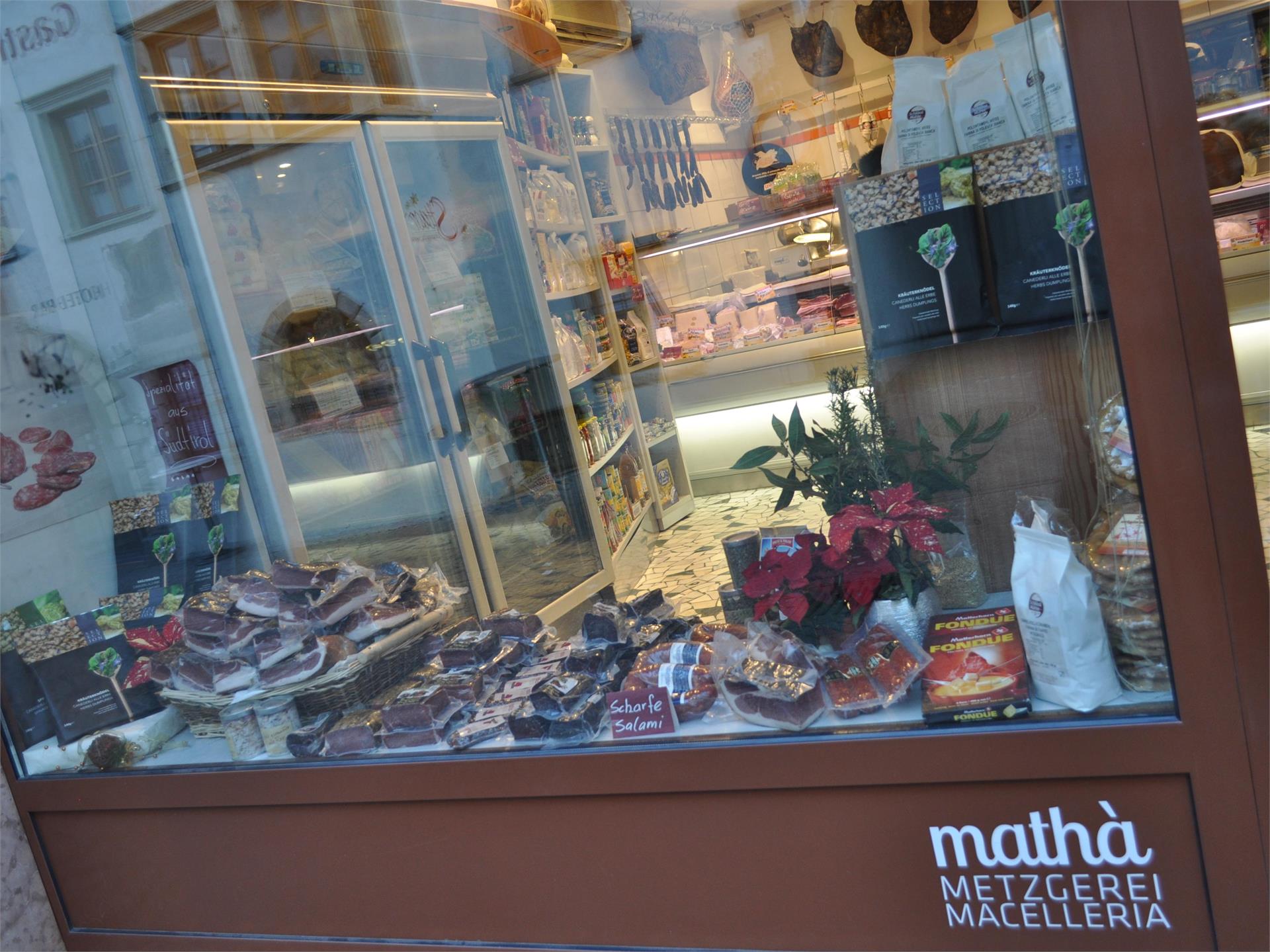 Mathá Butcher's shop Kaltern an der Weinstraße/Caldaro sulla Strada del Vino 1 suedtirol.info