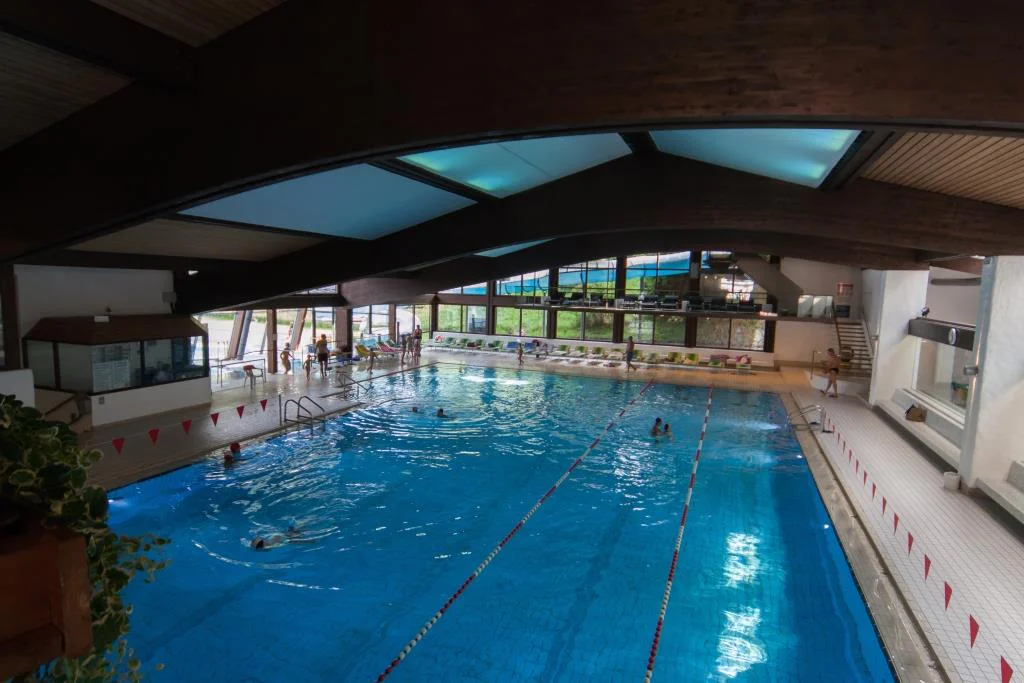 Mardolomit Swimming Pool & Sauna Urtijëi/Ortisei 2 suedtirol.info