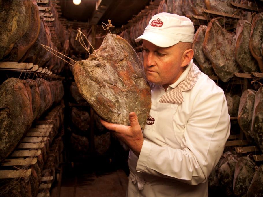 Macelleria Windegger Appiano sulla Strada del Vino 2 suedtirol.info